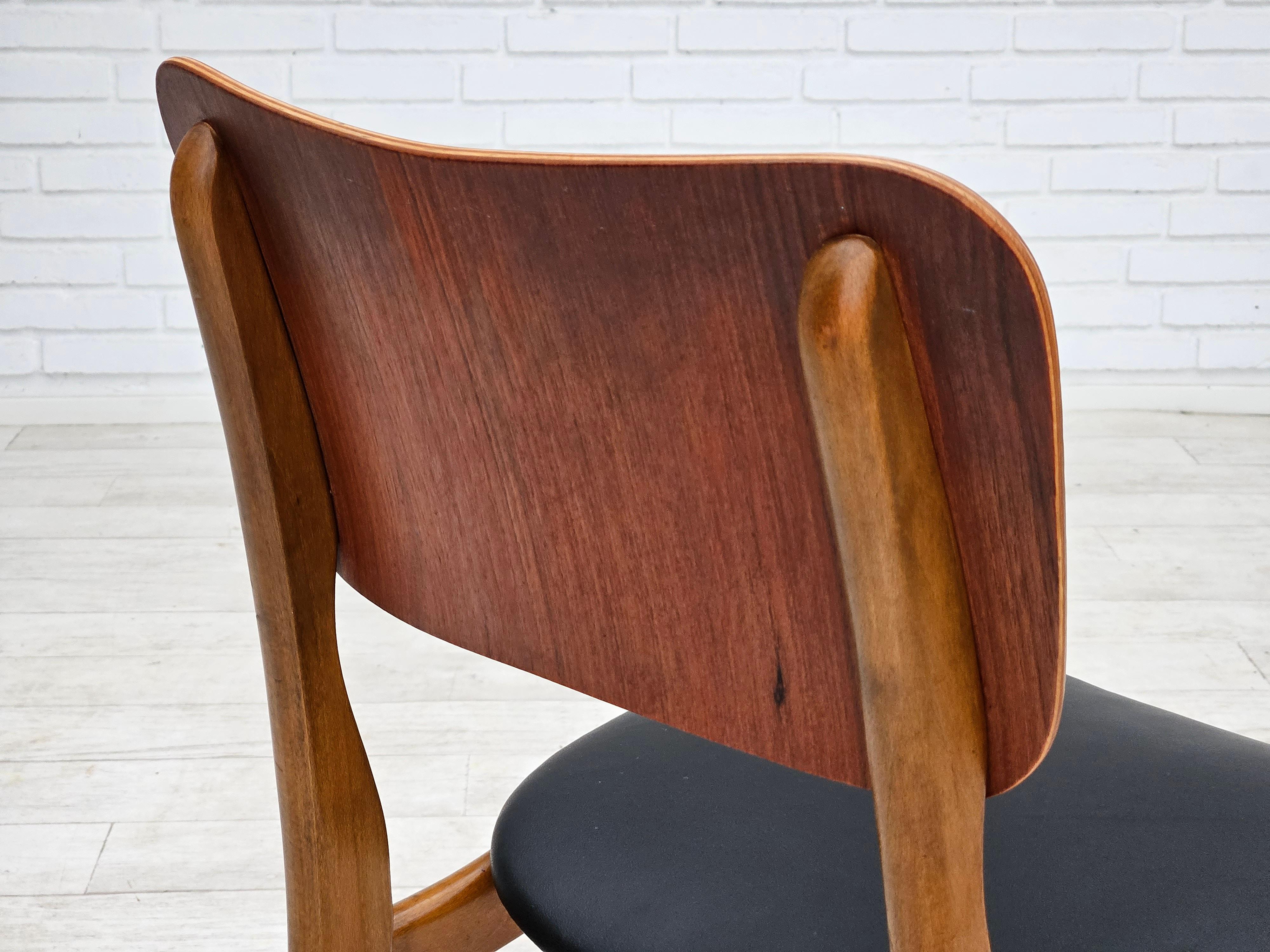 Des années 1960, design danois d'Ib Kofod Larsen, ensemble de 3 chaises de salle à manger modèle 62. en vente 1