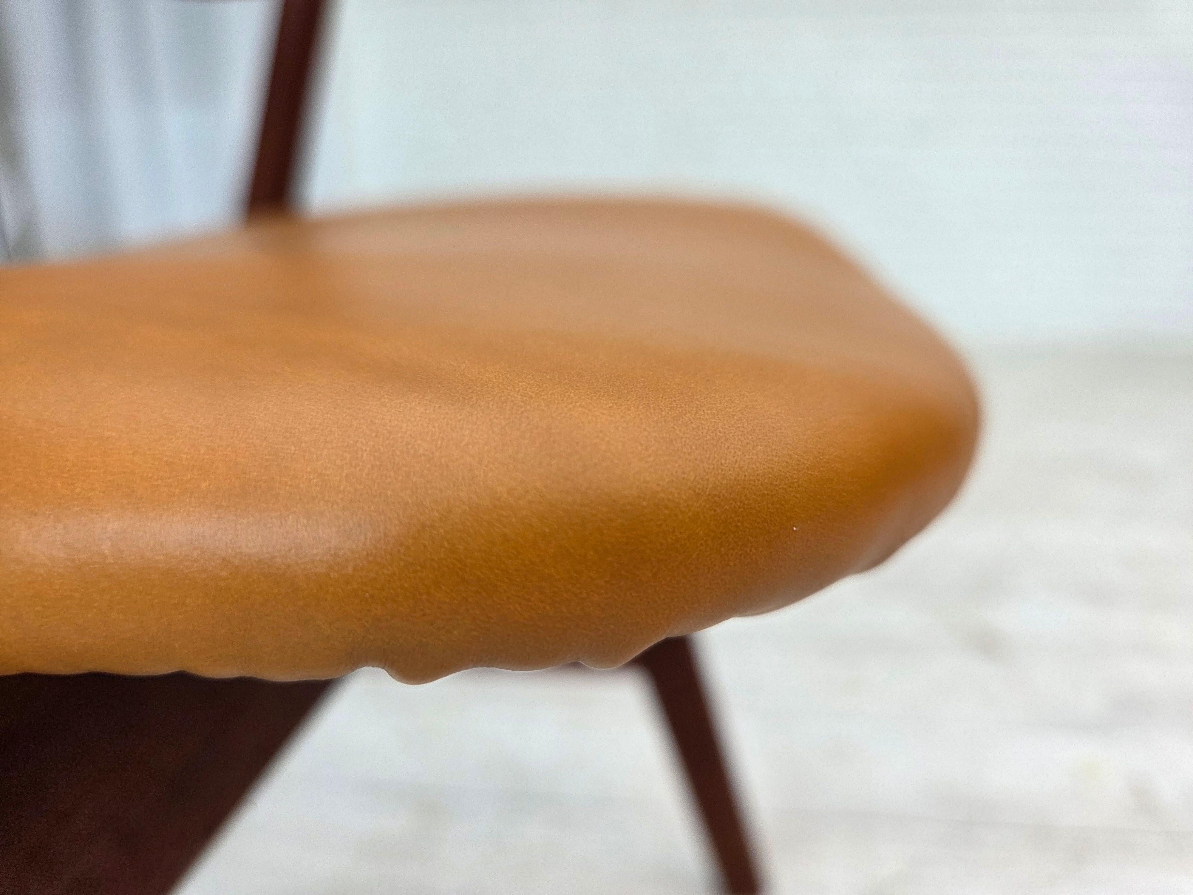 1960s, Danish design by Kai Kristensen, model 32, set of 8 dinning chairs. 11