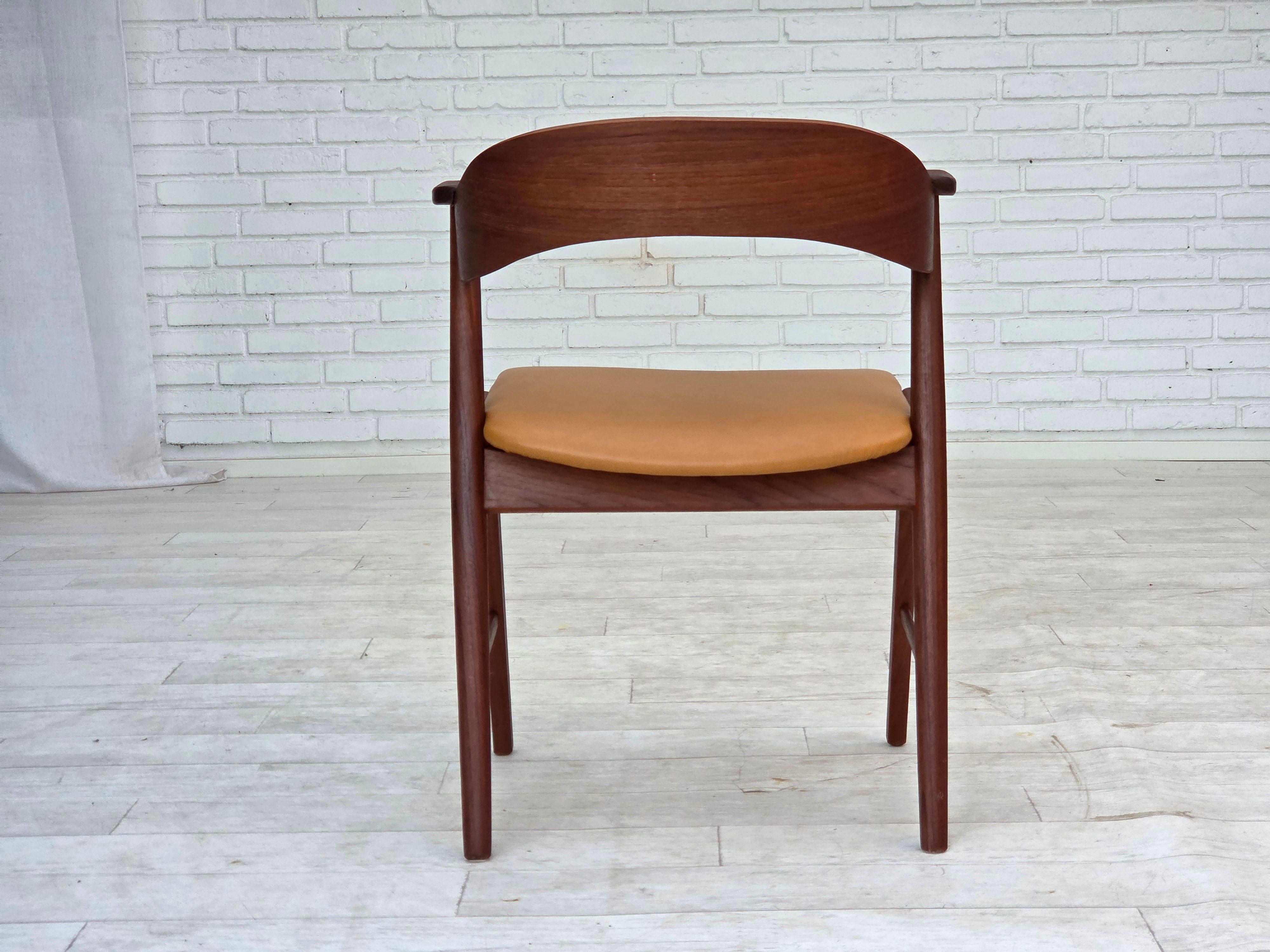 1960s, Danish design by Kai Kristensen, model 32, set of 8 dinning chairs. 1