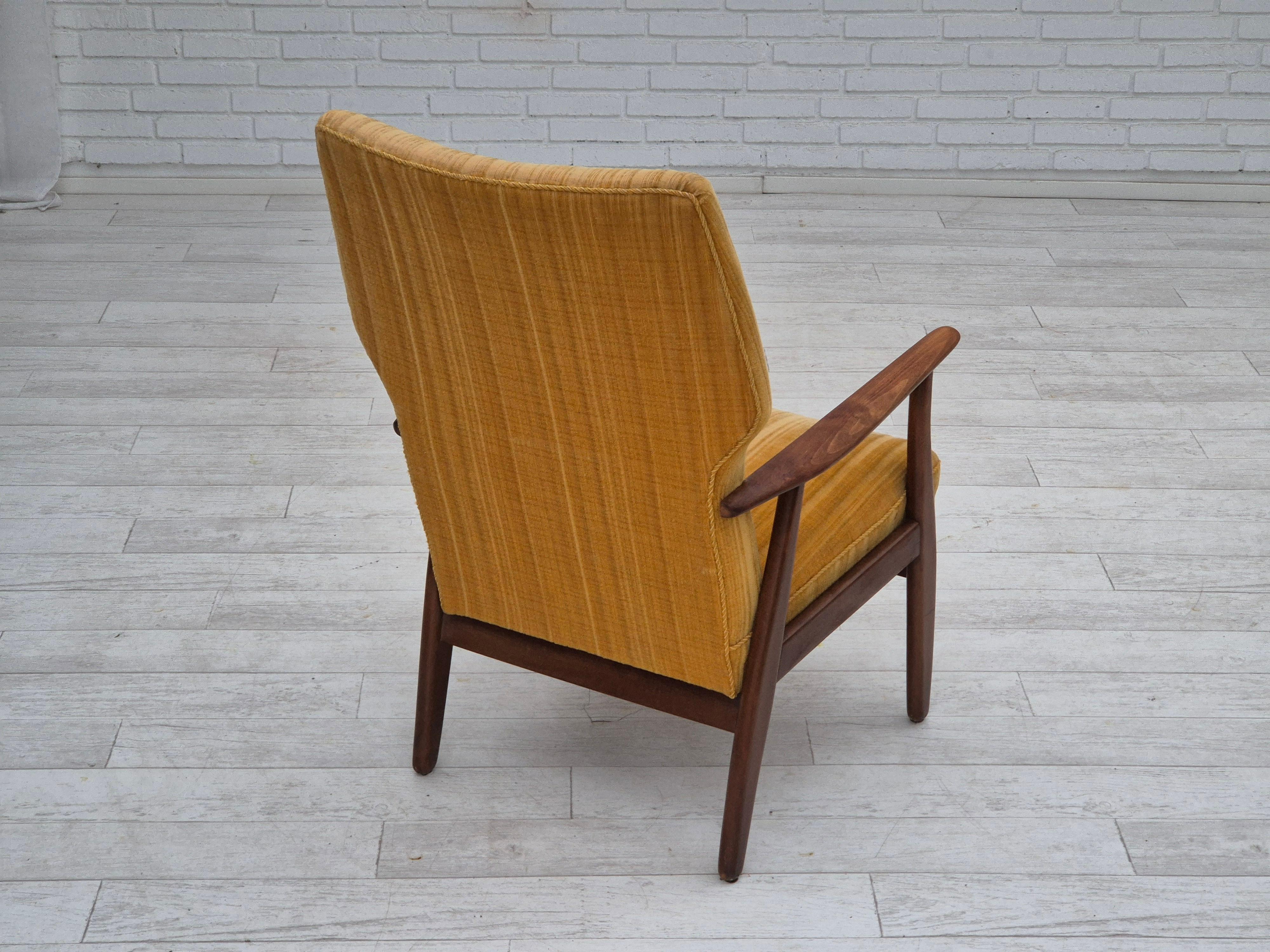 1960s, Danish design by Kurt Olsen, armchair model 230, original condition. Danés en venta