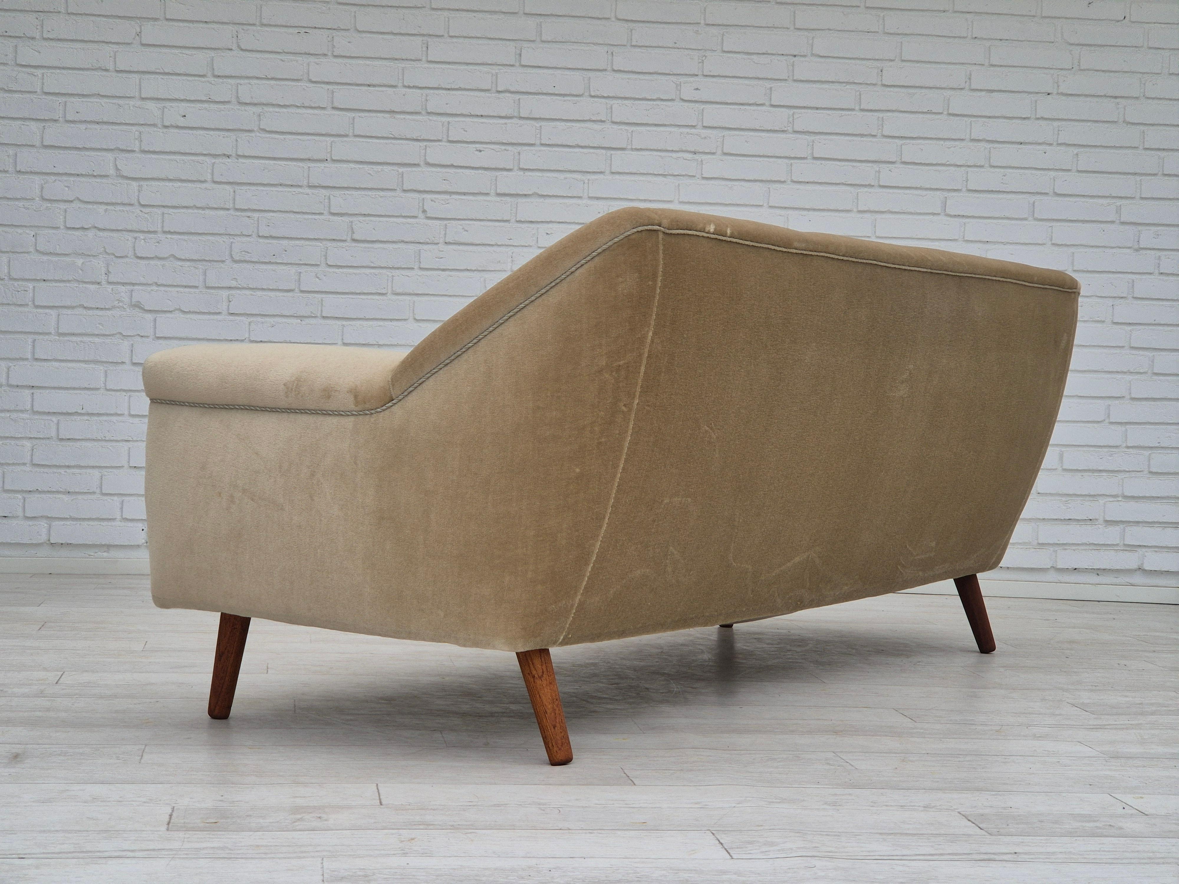 Années 1960, Design/One danois par Kurt Østervig, canapé 3 places, modèle 57, original. en vente 1