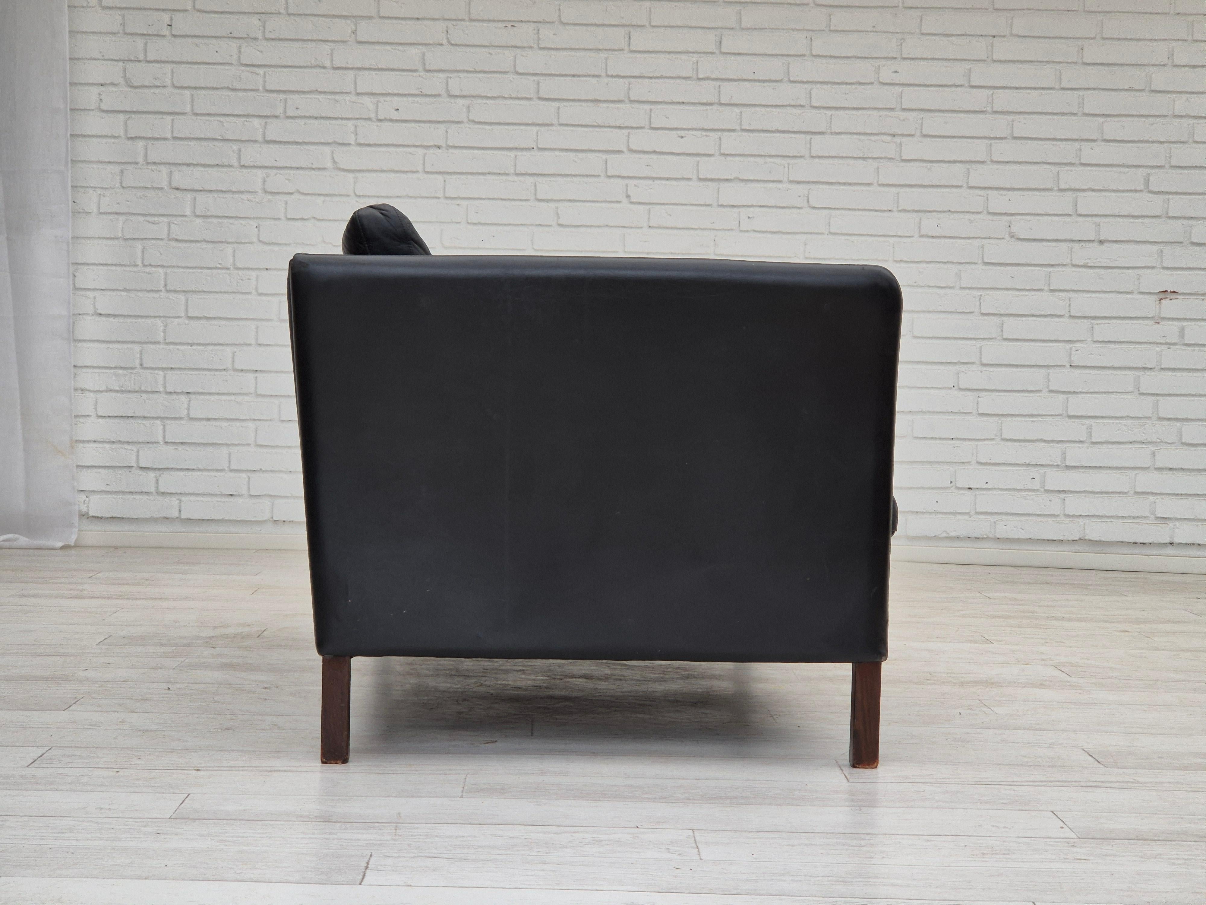 1960er Jahre, dänisches Design von Mogens Hansen, 2-sitziges Sofa im Originalzustand. im Angebot 1
