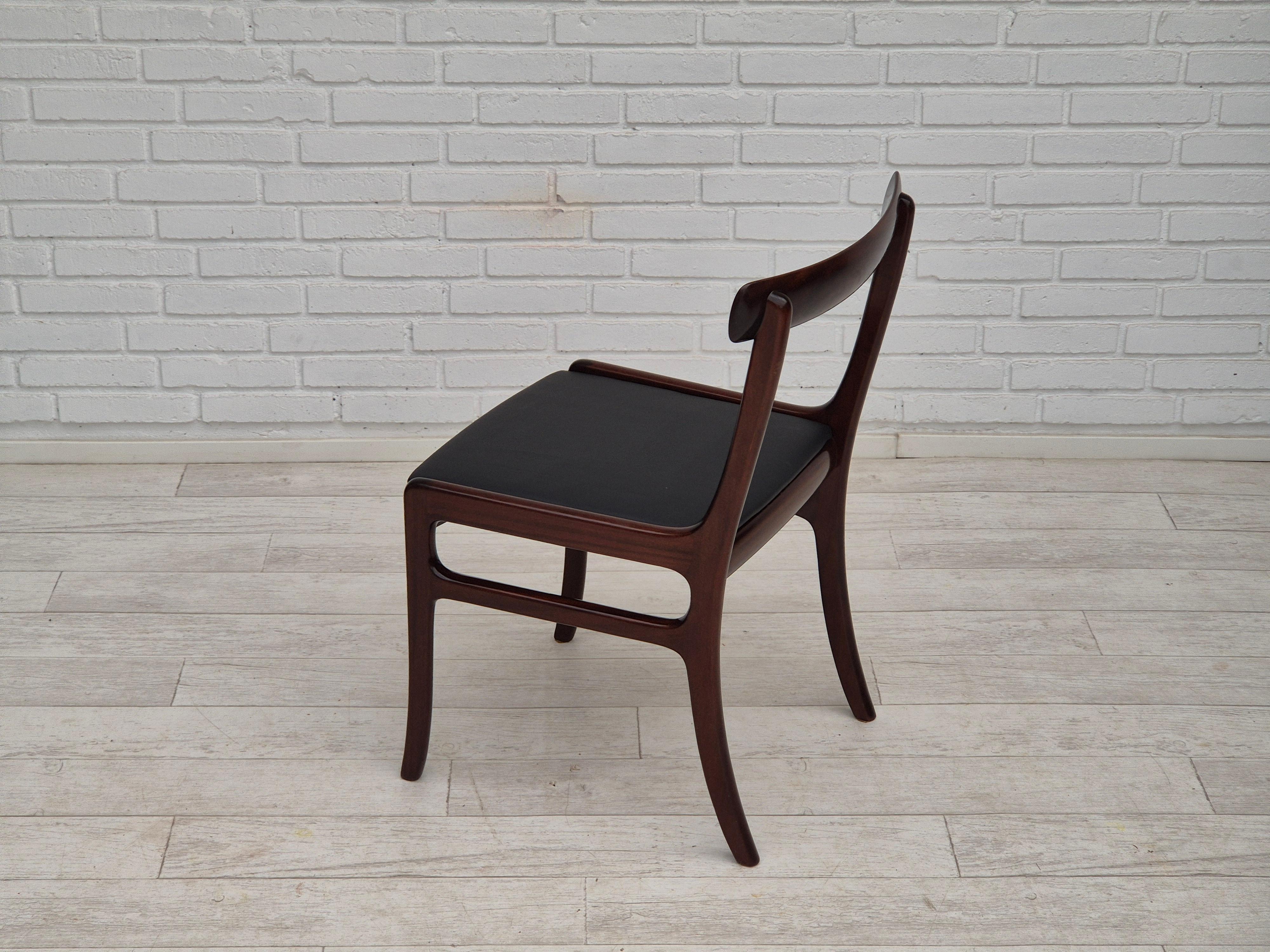 Satz von 4 Esszimmerstühlen, dänisches Design von Ole Wanscher, 1960er Jahre, neu gepolstert. im Angebot 3