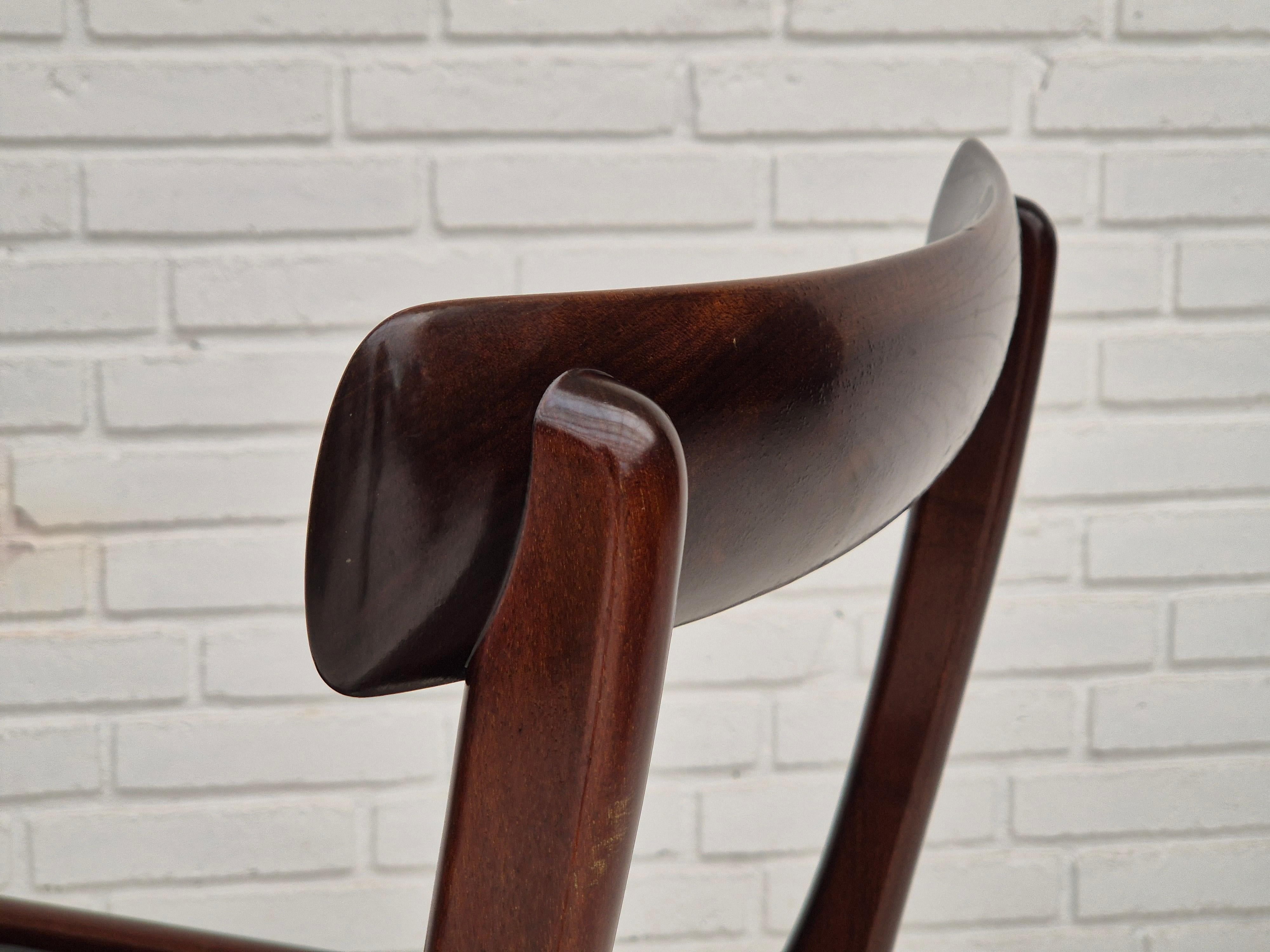 Satz von 4 Esszimmerstühlen, dänisches Design von Ole Wanscher, 1960er Jahre, neu gepolstert. im Angebot 4