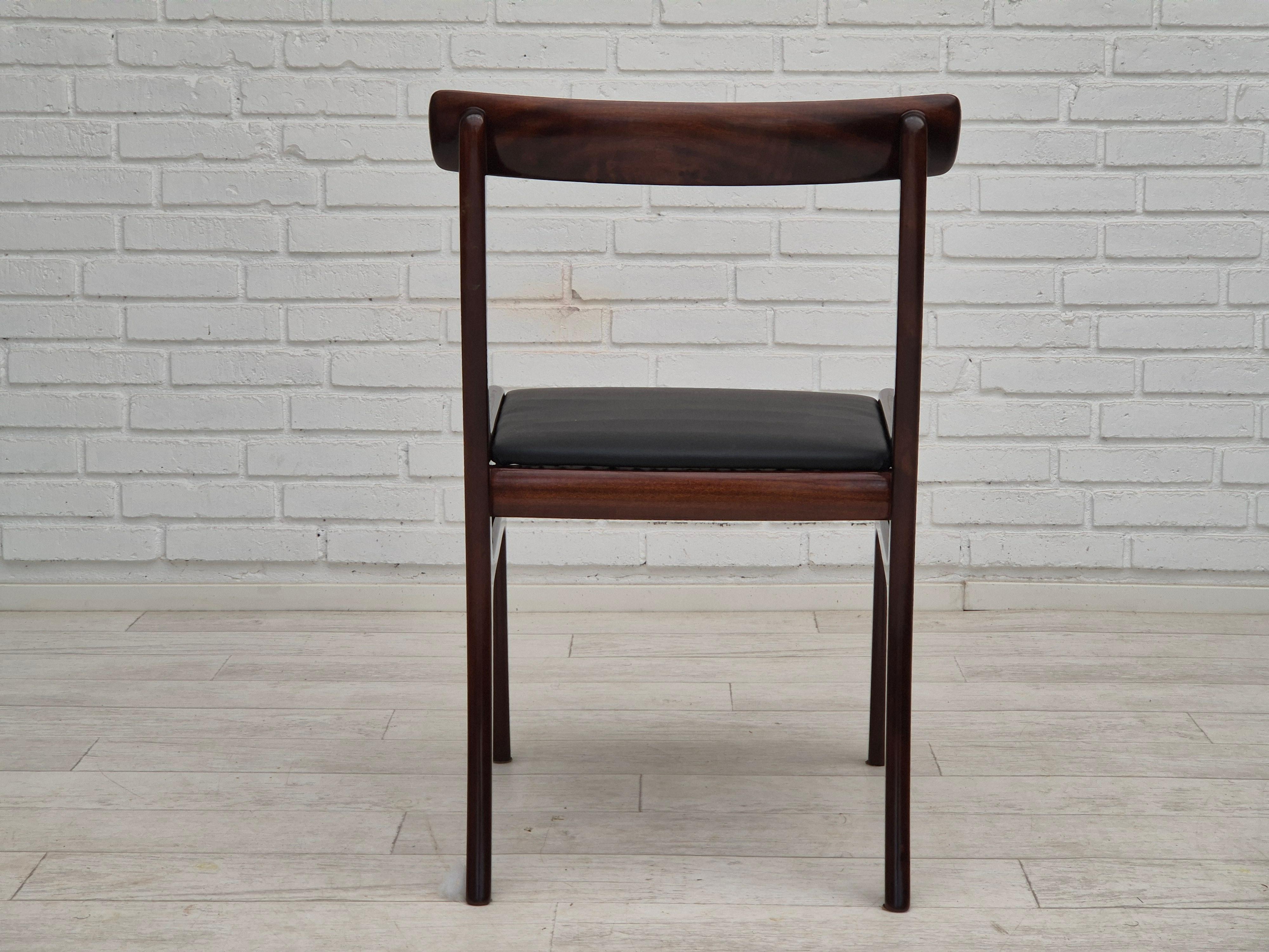 Satz von 4 Esszimmerstühlen, dänisches Design von Ole Wanscher, 1960er Jahre, neu gepolstert. im Angebot 2