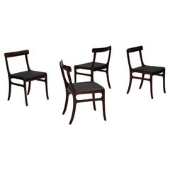 Années 1960, design danois d'Ole Wanscher, ensemble de 4 chaises de salle à manger, retapissées.