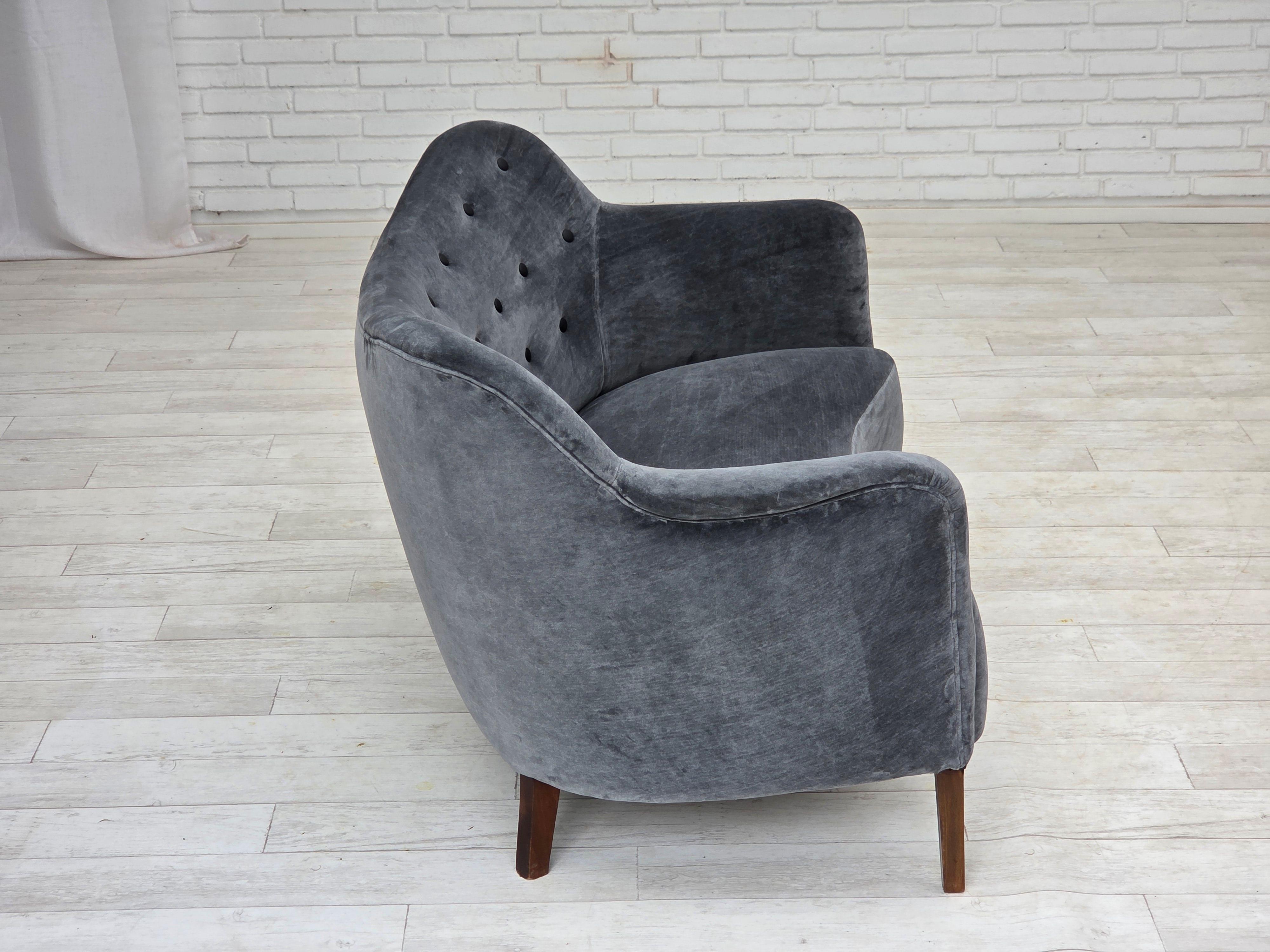 Años 60, diseño danés de Slagelse Møbelværk, sofá, modelo 185, retapizado. en venta 1