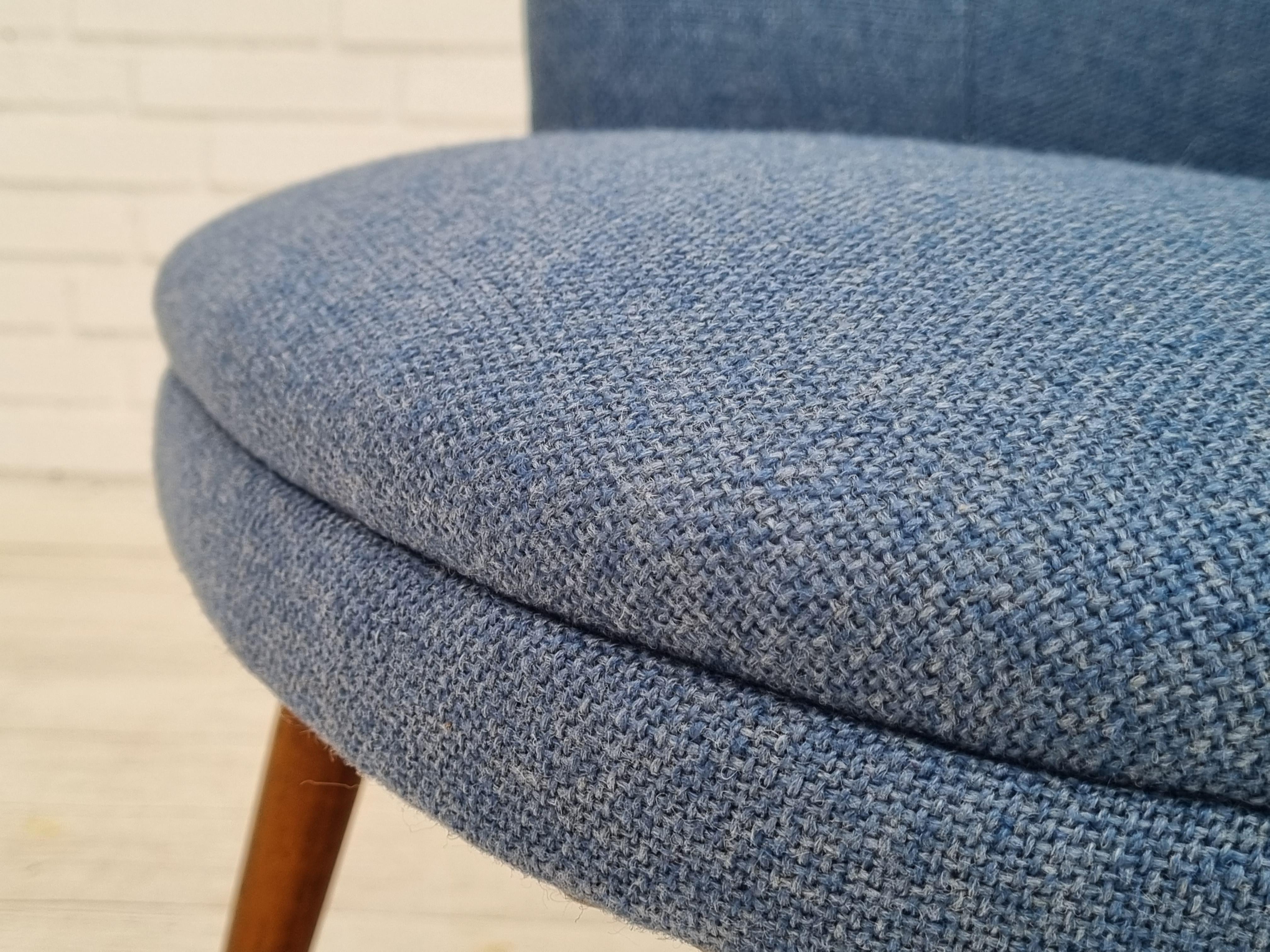 1960s, Danish Design, Completely Reupholst Lounge Chair, Camira Furniture Wool For Sale 7