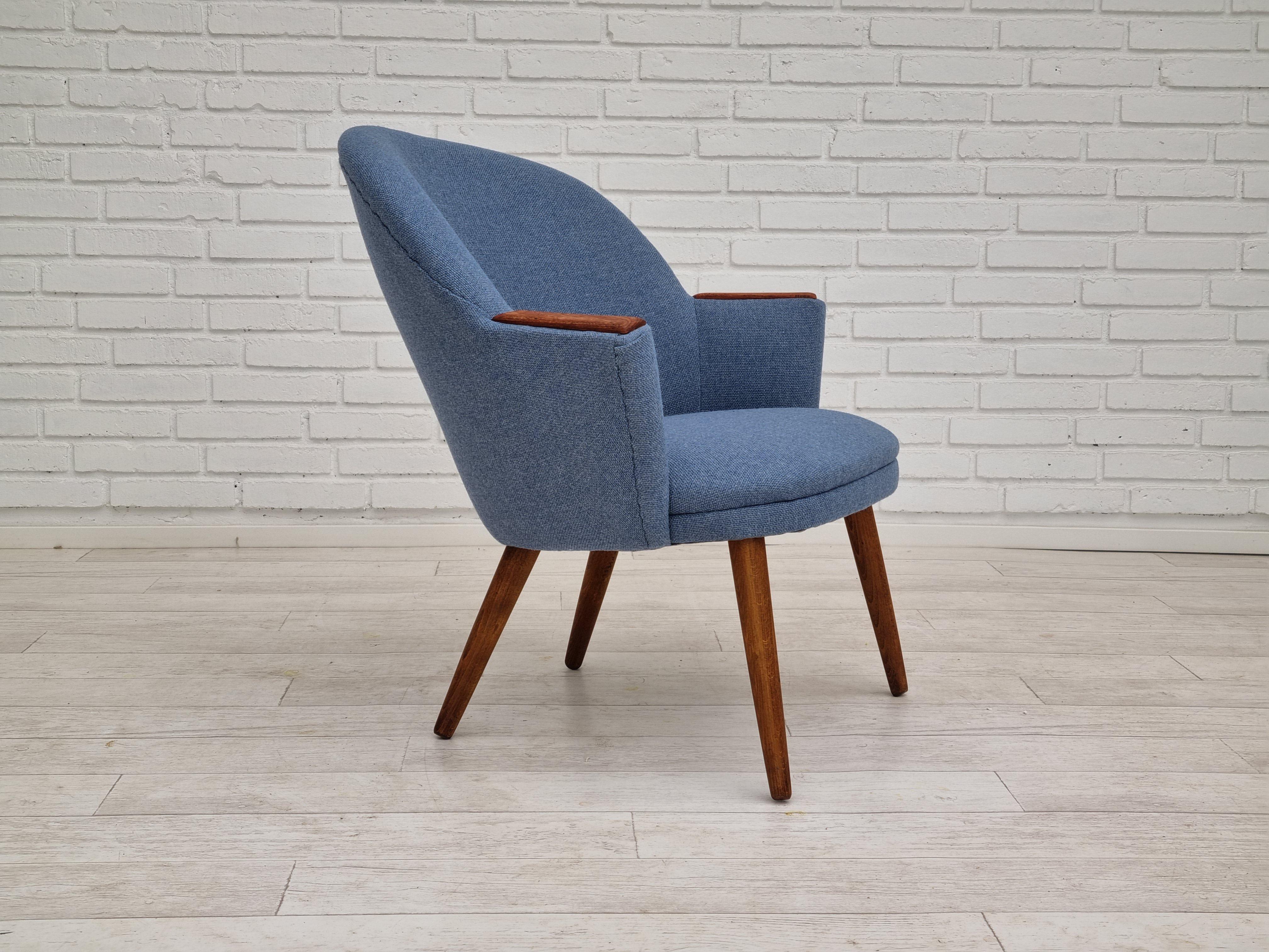 1960s, Danish Design, Completely Reupholst Lounge Chair, Camira Furniture Wool For Sale 10