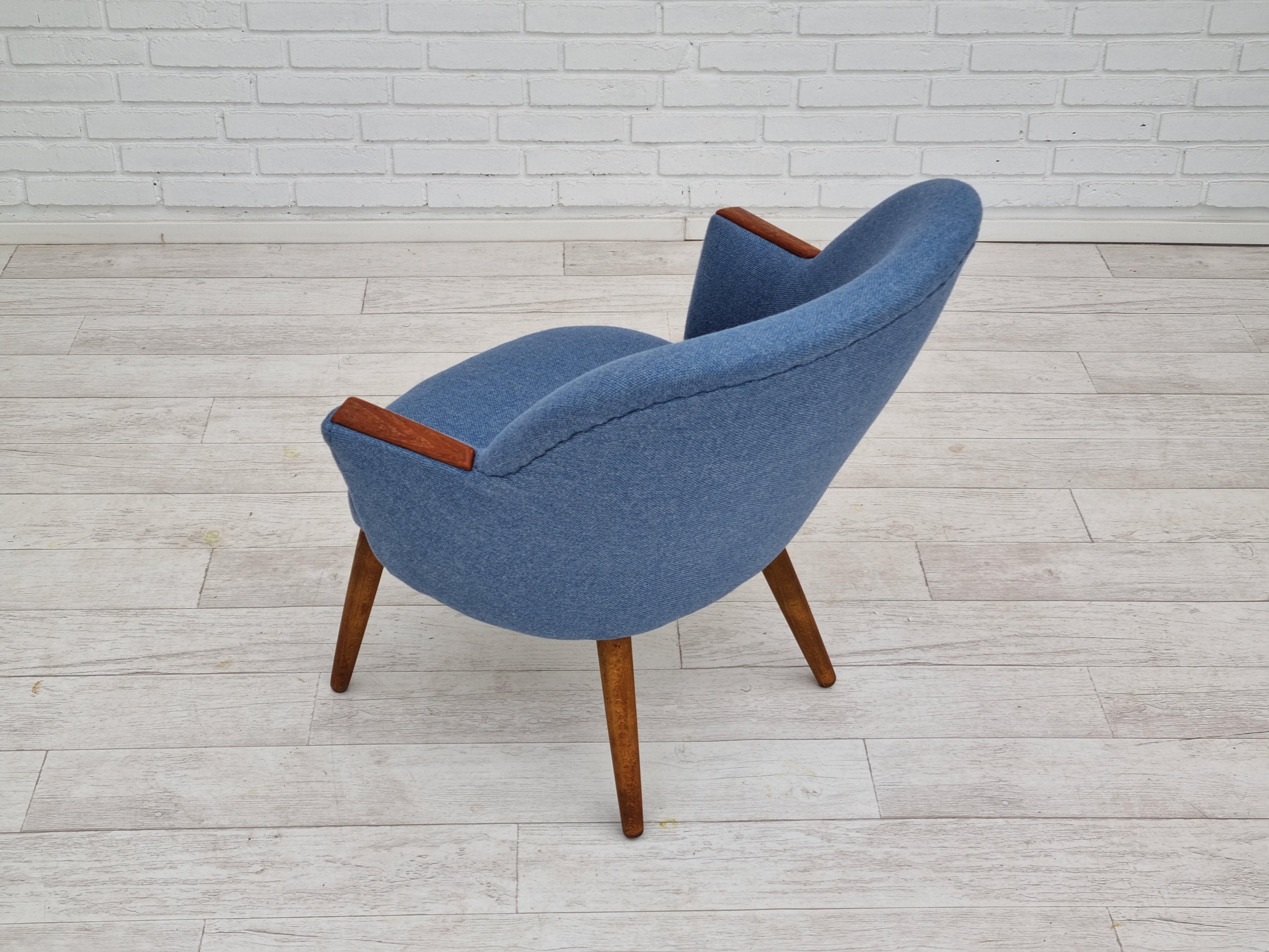 1960s, Danish Design, Completely Reupholst Lounge Chair, Camira Furniture Wool For Sale 2