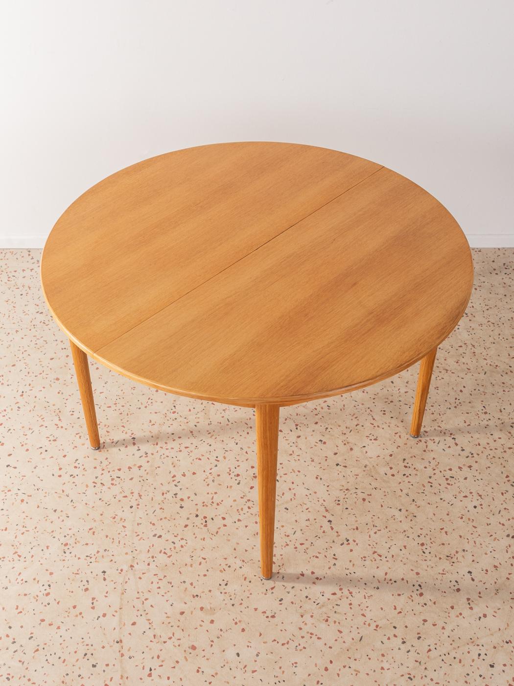 1960s Danish Design Extendable Dining Table For Sale 2