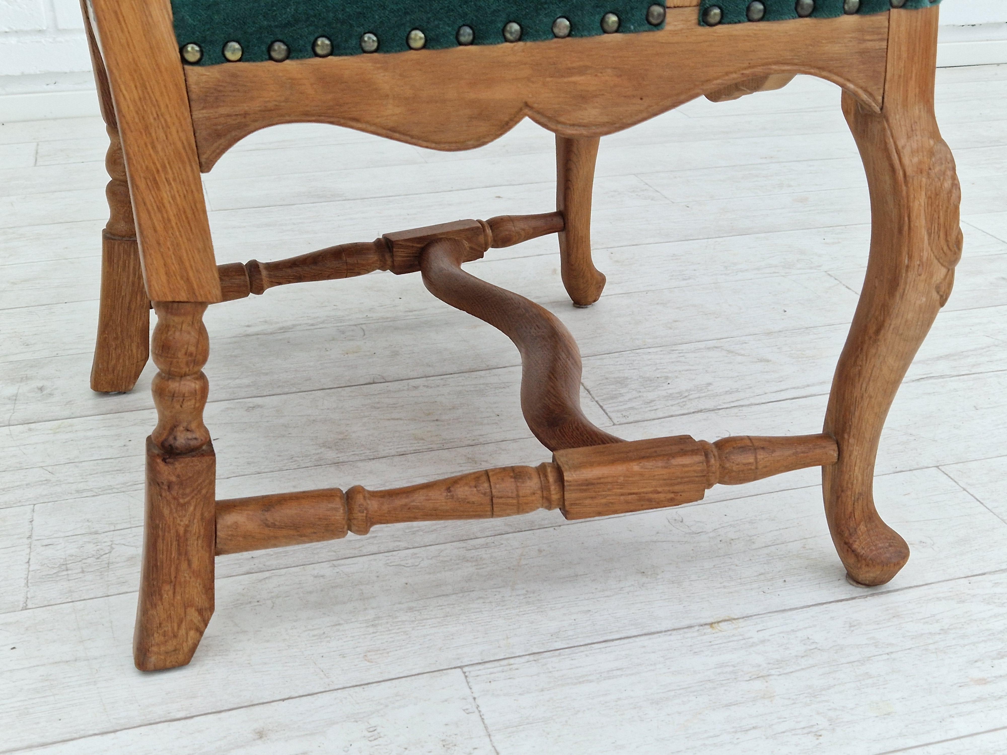 1960s, Danish Design, Pair of Armchairs, Oak Wood, Original Very Good Condition For Sale 10