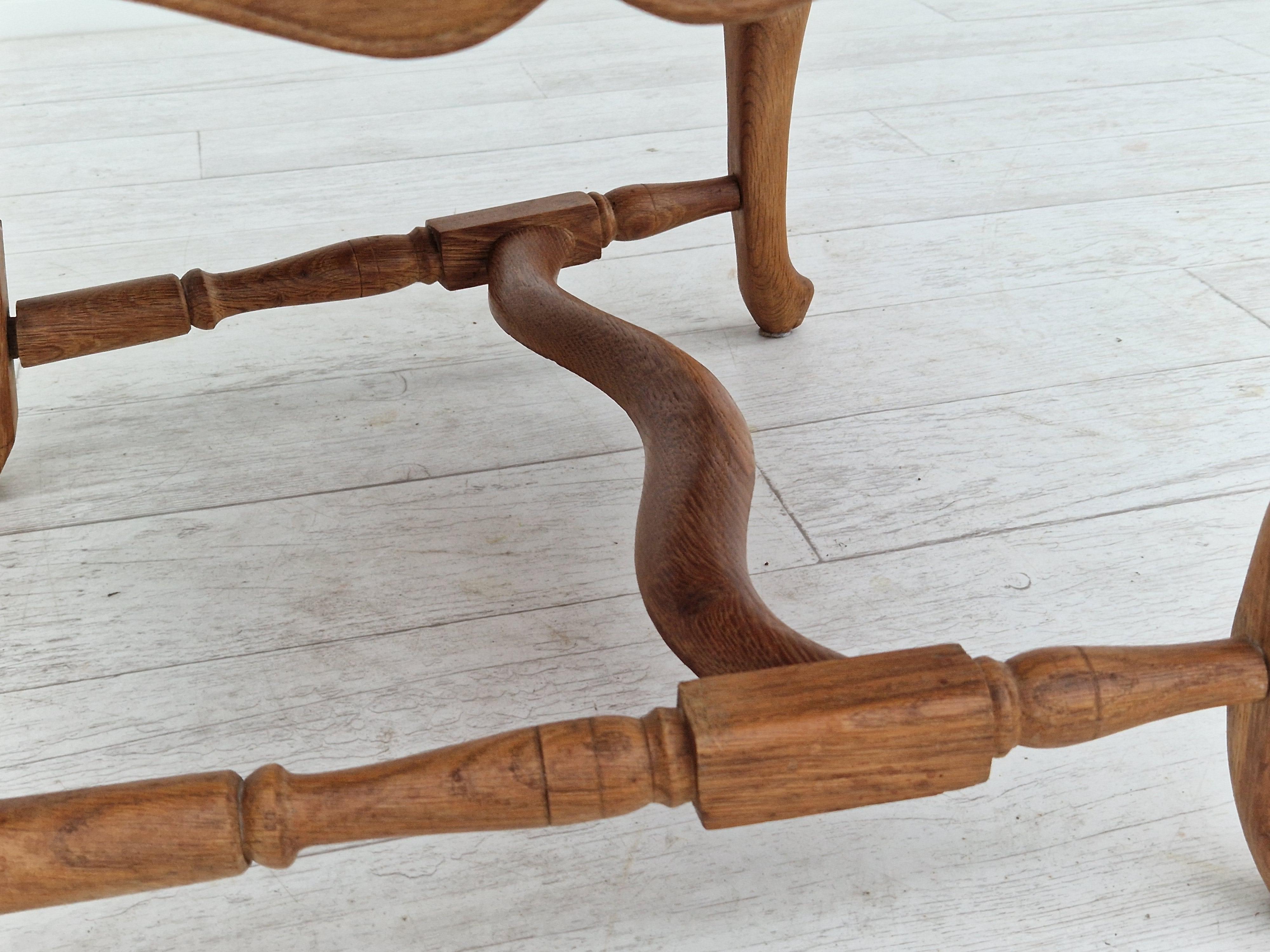 1960s, Danish Design, Pair of Armchairs, Oak Wood, Original Very Good Condition For Sale 11