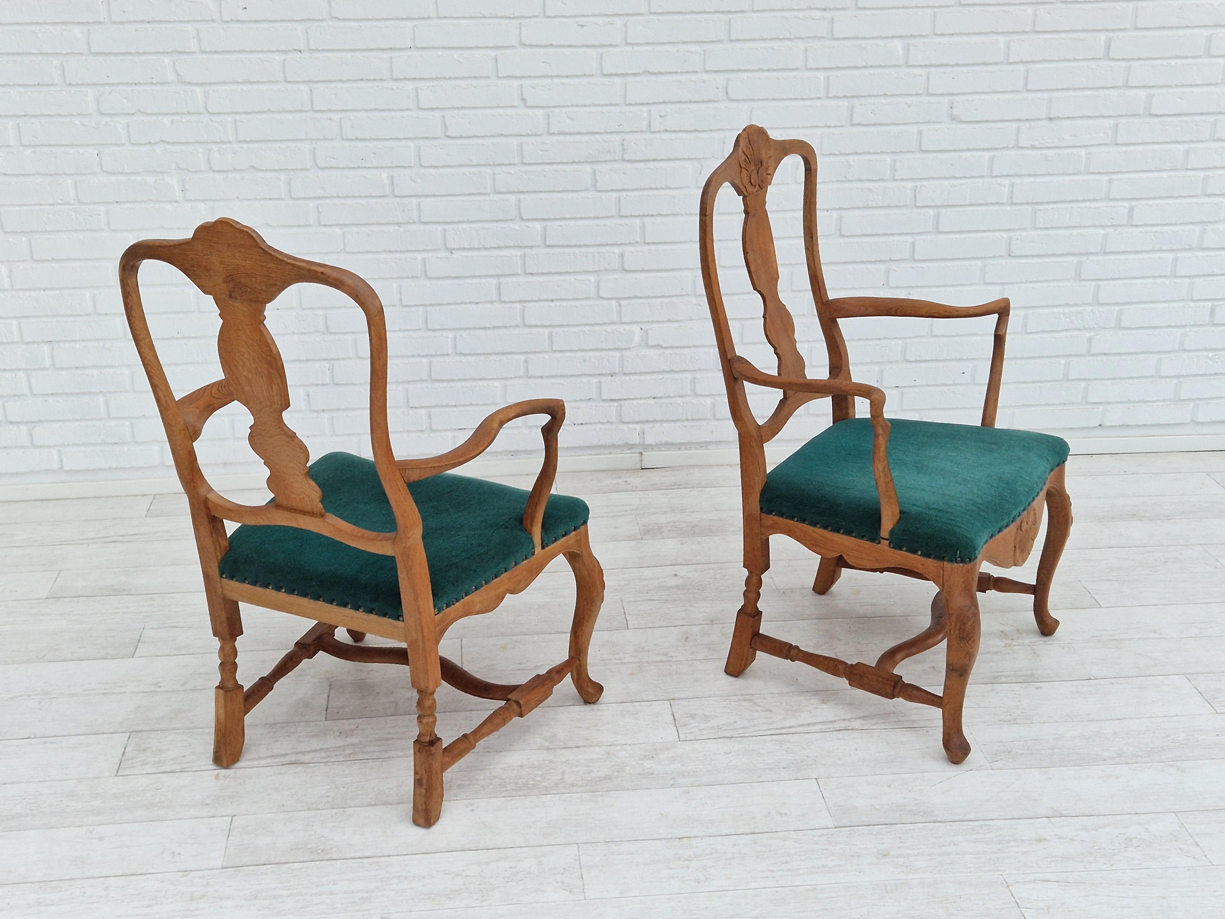Mid-20th Century 1960s, Danish Design, Pair of Armchairs, Oak Wood, Original Very Good Condition For Sale