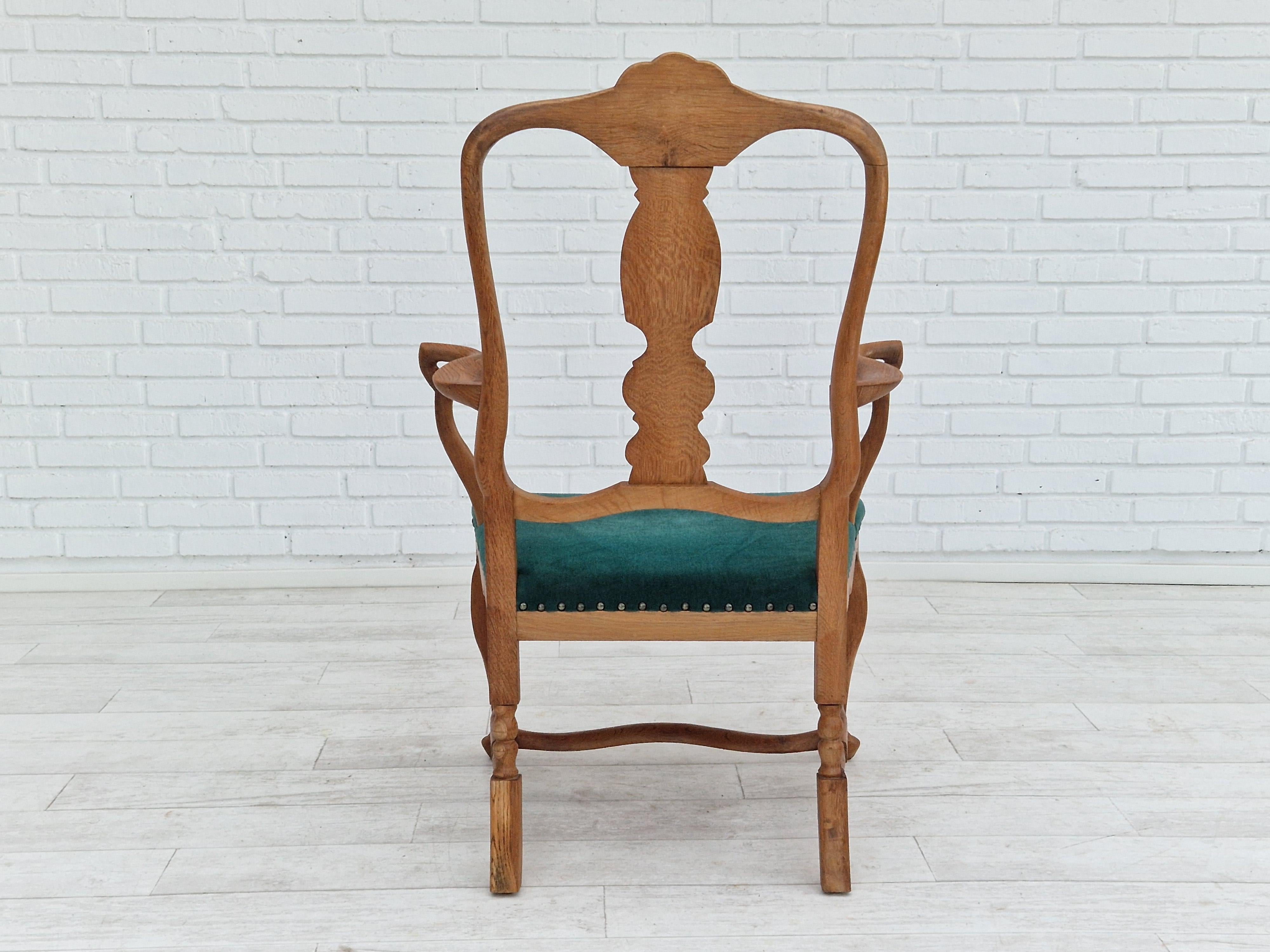 1960s, Danish Design, Pair of Armchairs, Oak Wood, Original Very Good Condition For Sale 3