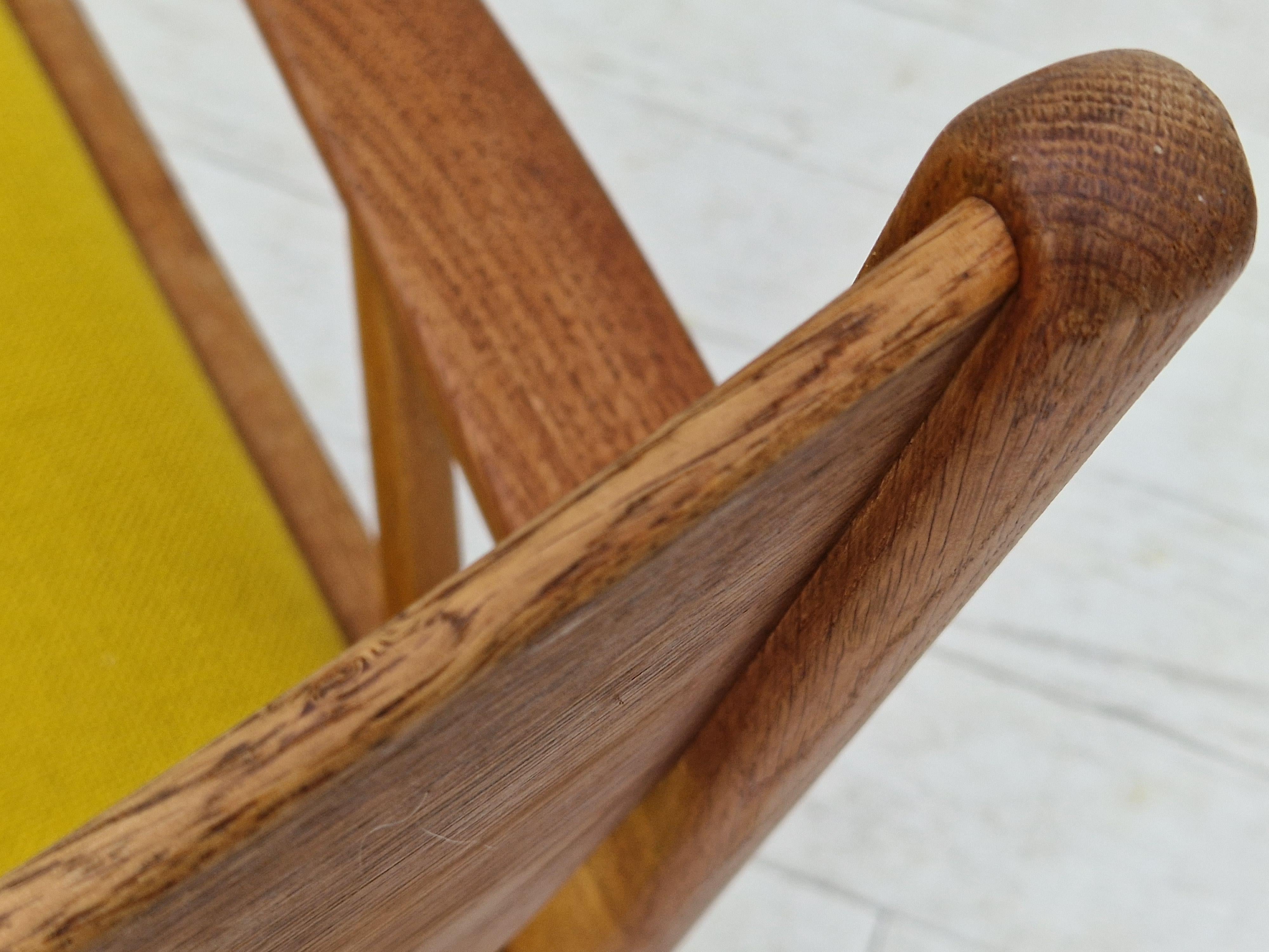1960s, Danish Design, Restored Armchair, Kvadrat Wool, Oak Wood For Sale 9