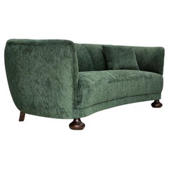 1960er Jahre, dänisches Design, neu gepolstertes 3-Sitzer-Sofa „Banana“-Sofa, Vintage-Samt, Vintage-Samt.