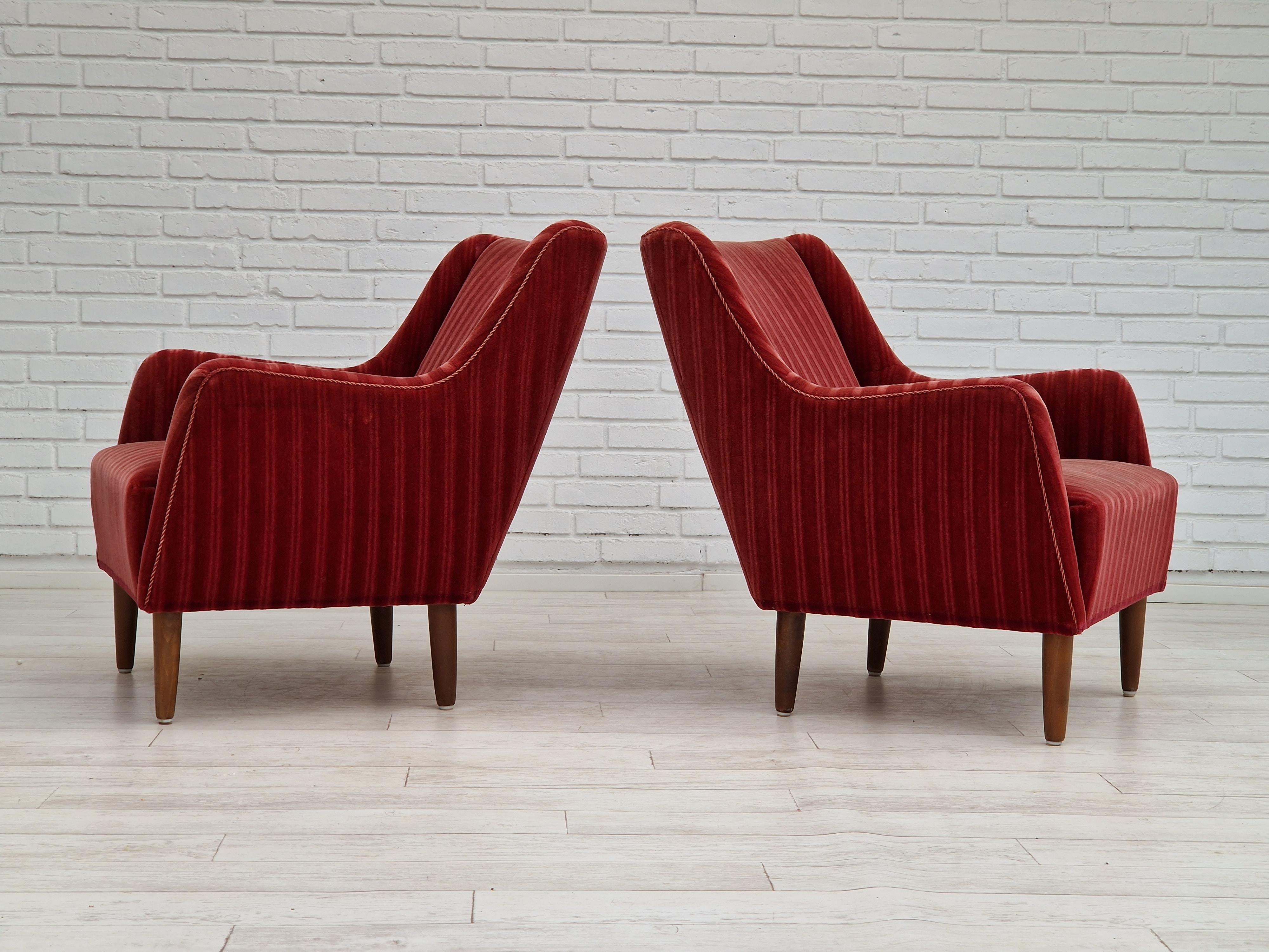 Velvet 1960s, Danish Design, Set of 2 Armchairs, Velour, Original Very Good Condition For Sale
