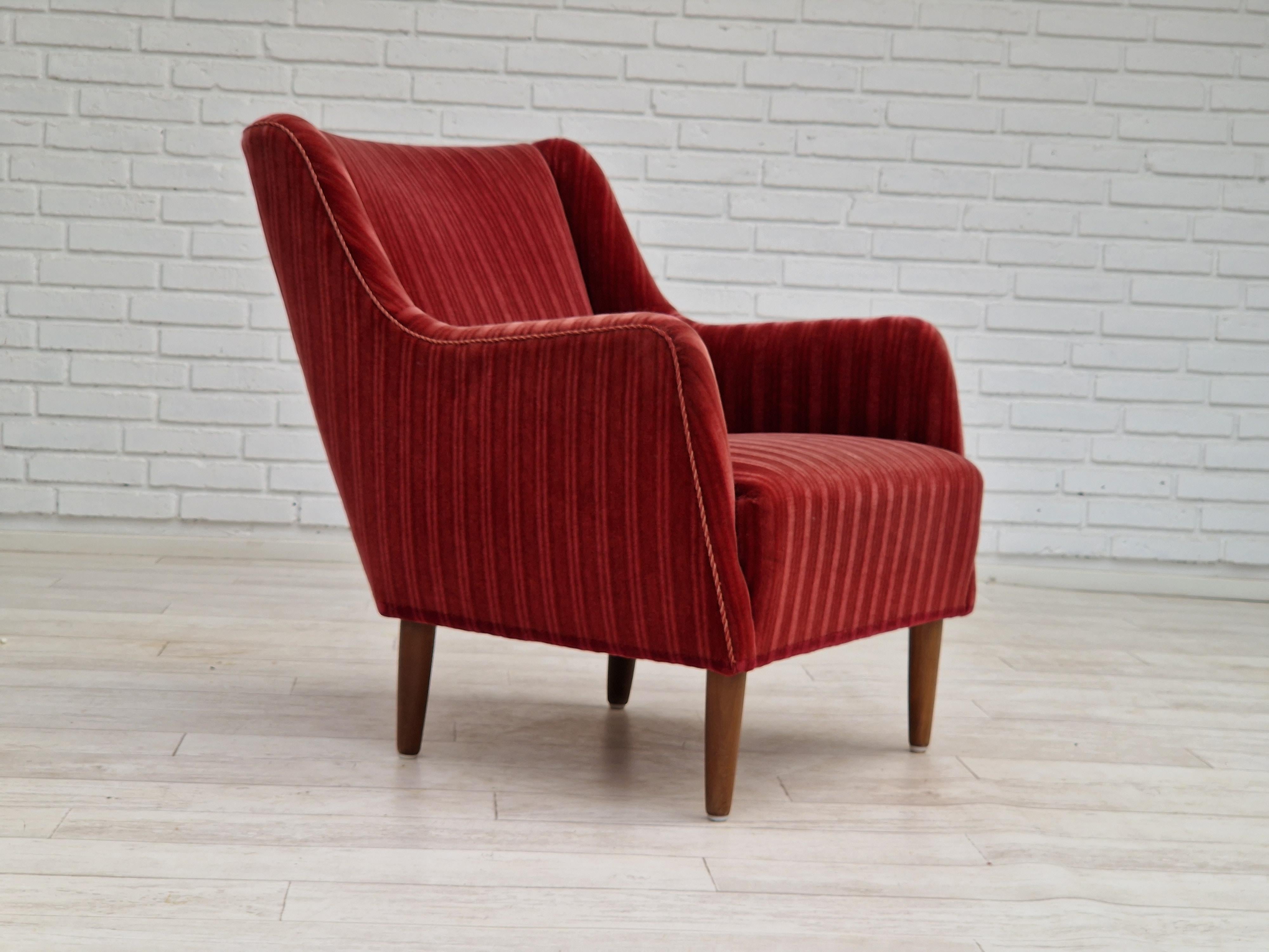 1960s, Danish Design, Set of 2 Armchairs, Velour, Original Very Good Condition For Sale 2