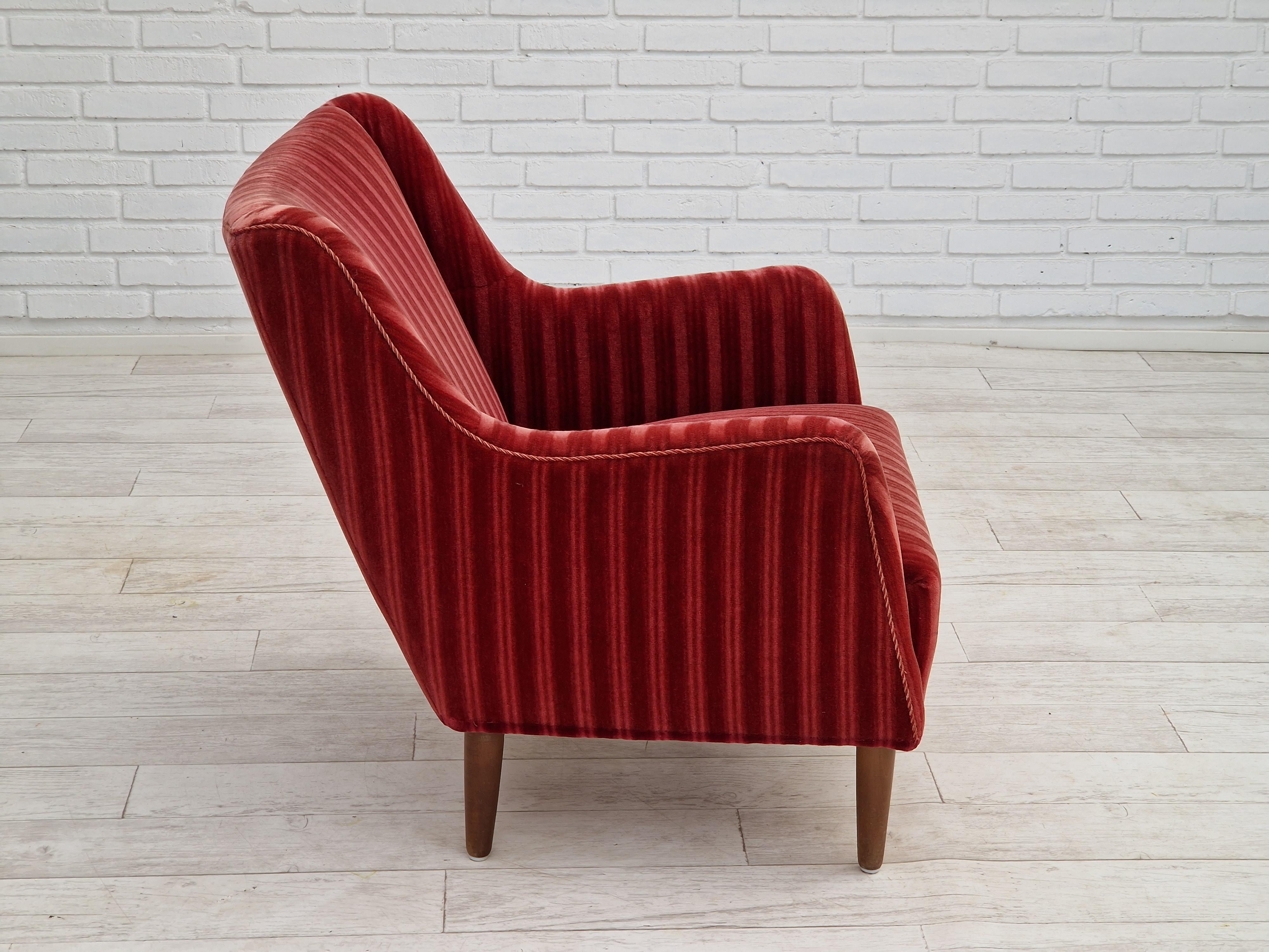 1960s, Danish Design, Set of 2 Armchairs, Velour, Original Very Good Condition For Sale 3