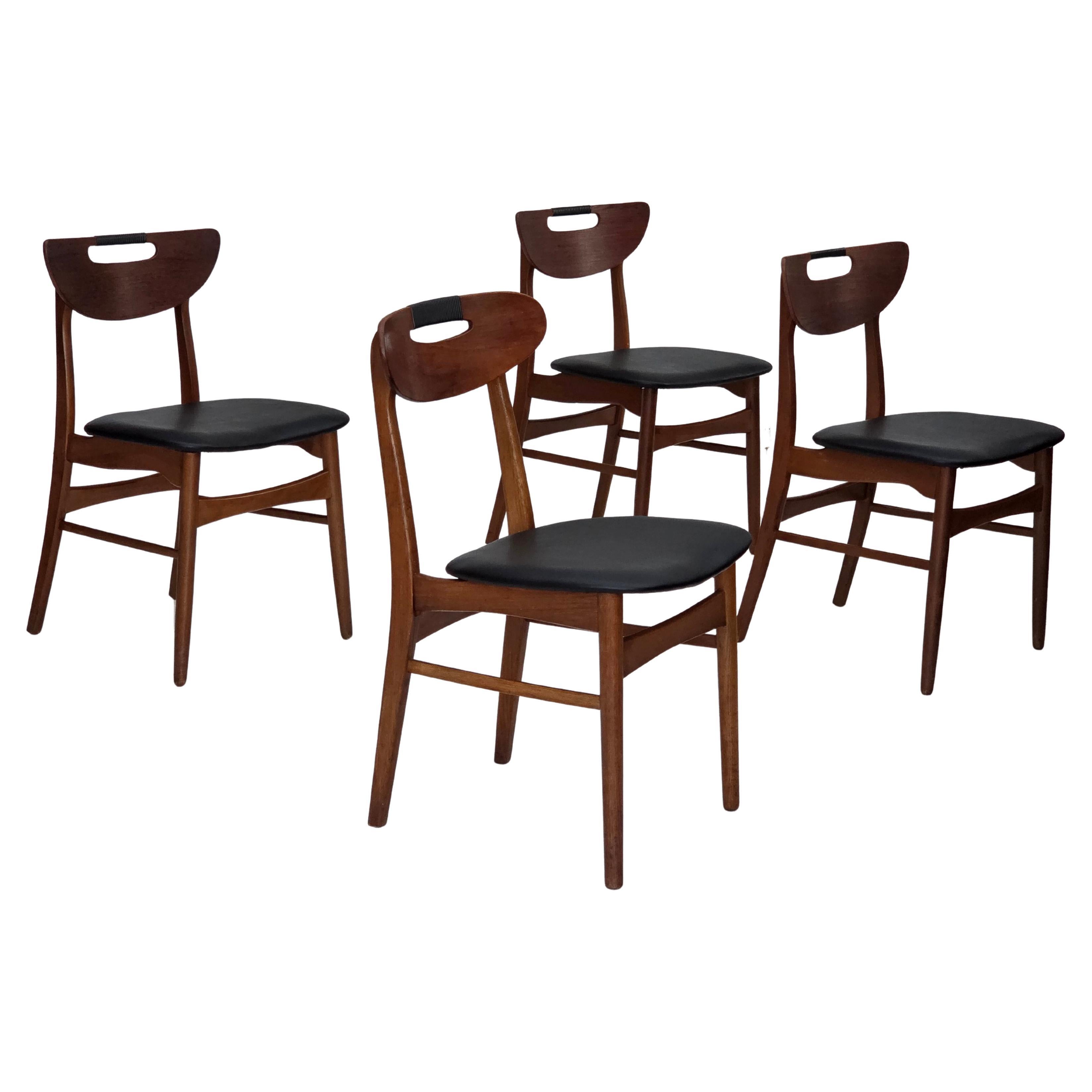 1960s, Danish design, set of 4 reupholstered dining chairs. For Sale