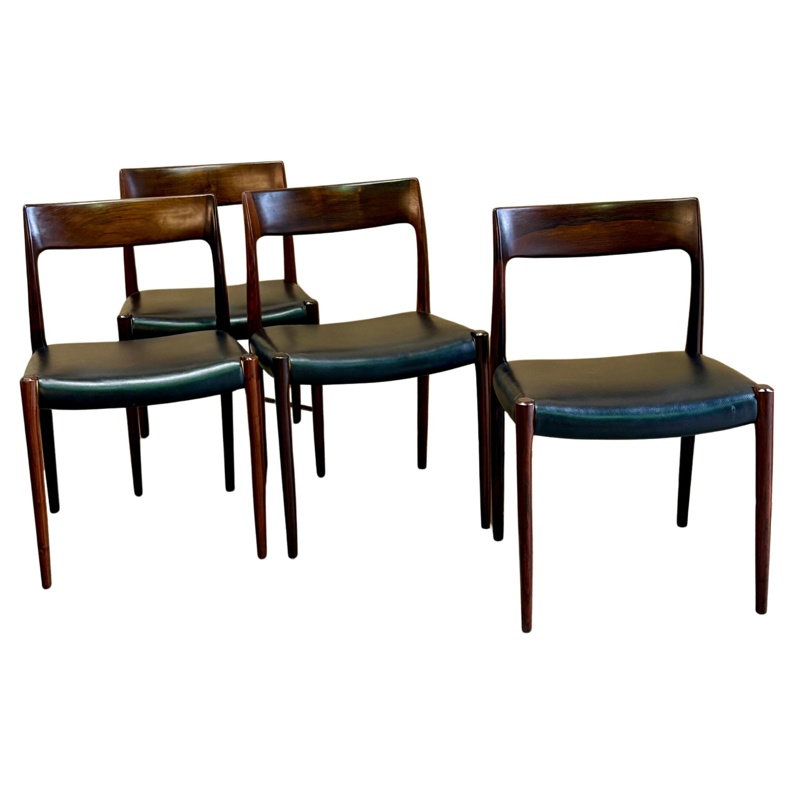 Sillas de comedor danesas de los años 60 por Kurt Ostervig en venta