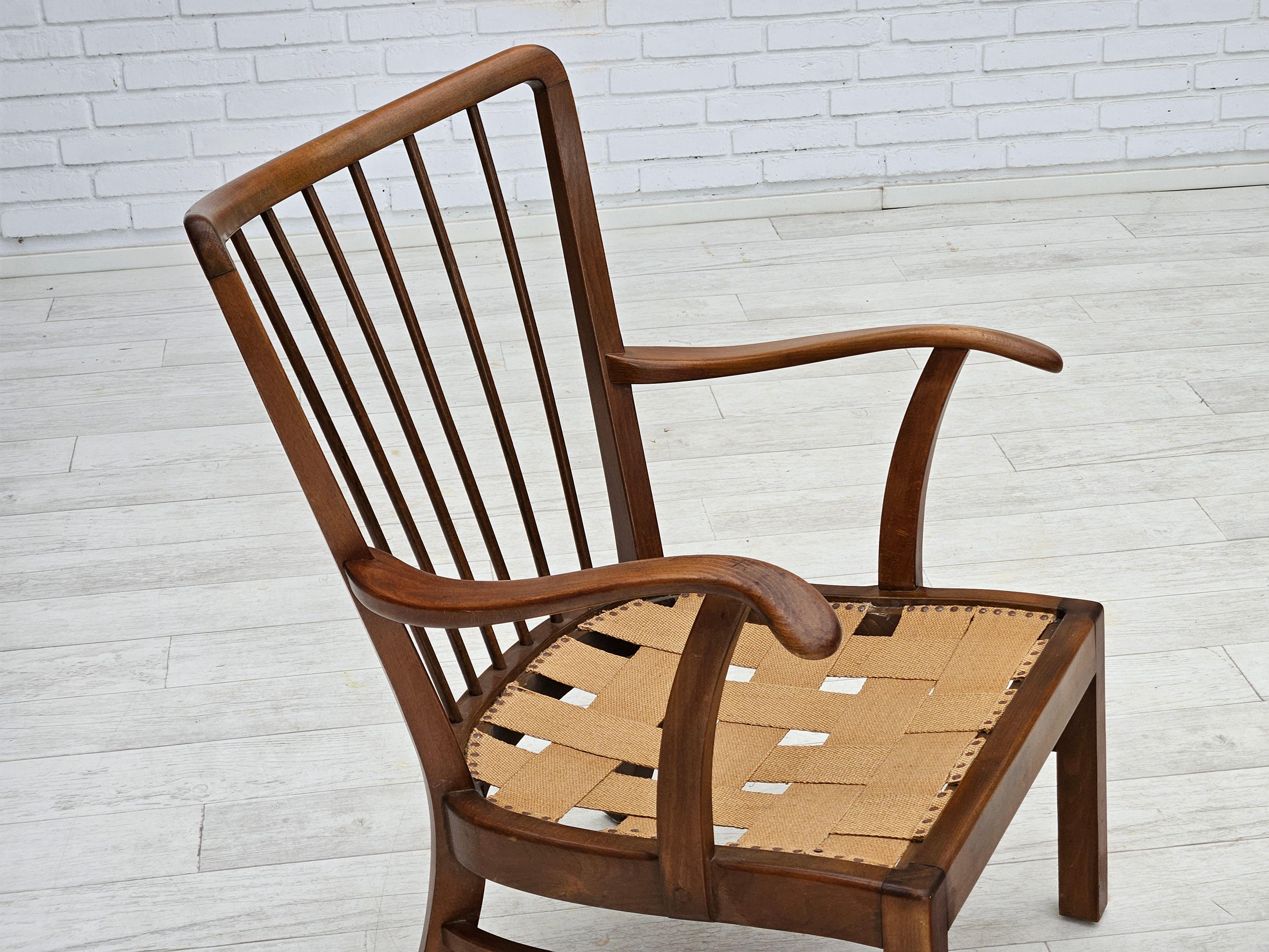 Fauteuil danois des années 1960 de Fritz Hansen, tissu en laine, bois de hêtre. en vente 6