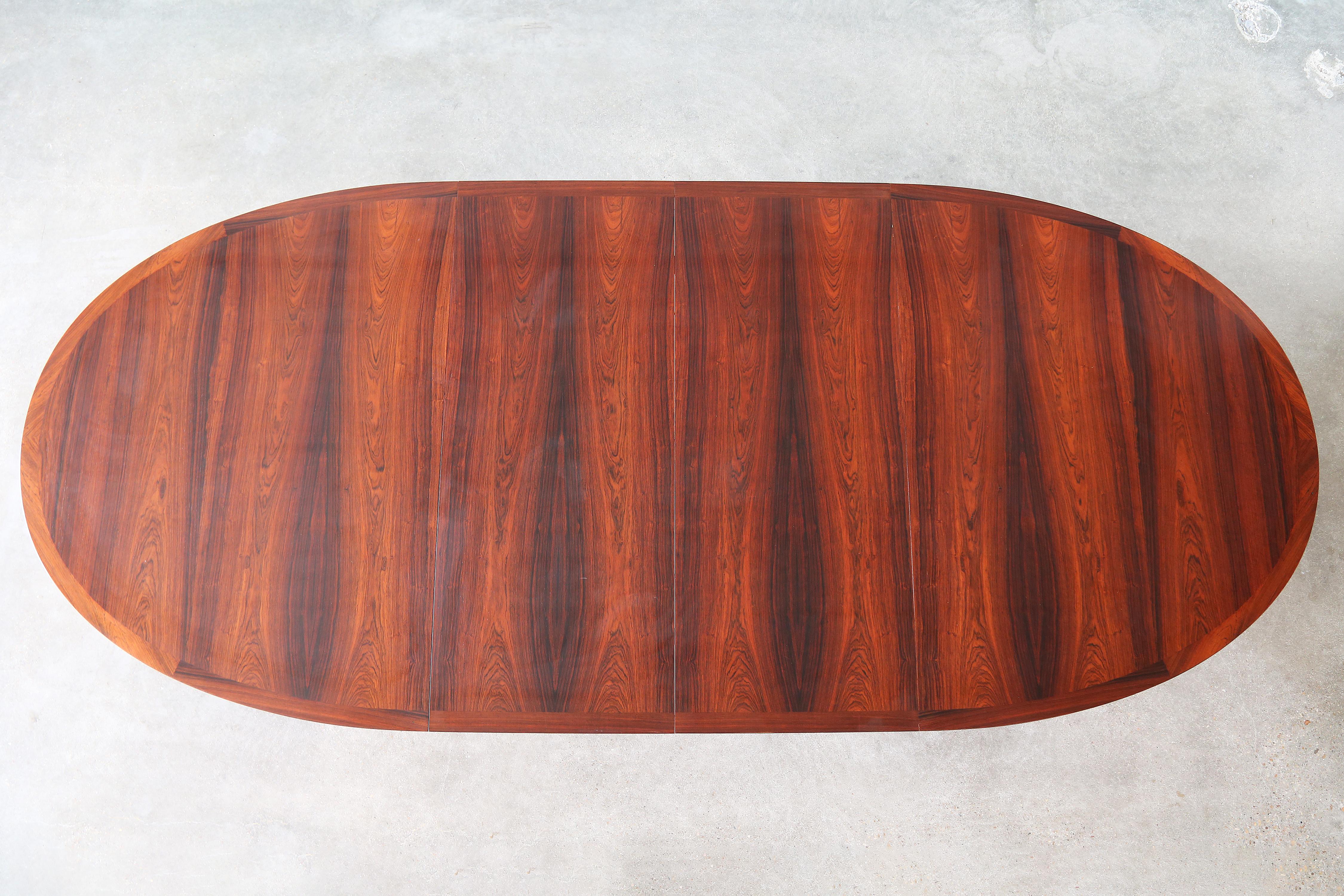 1960s Danish Extendable Rosewood Dining Table John Mortensen for Heltborg Møbler For Sale 3