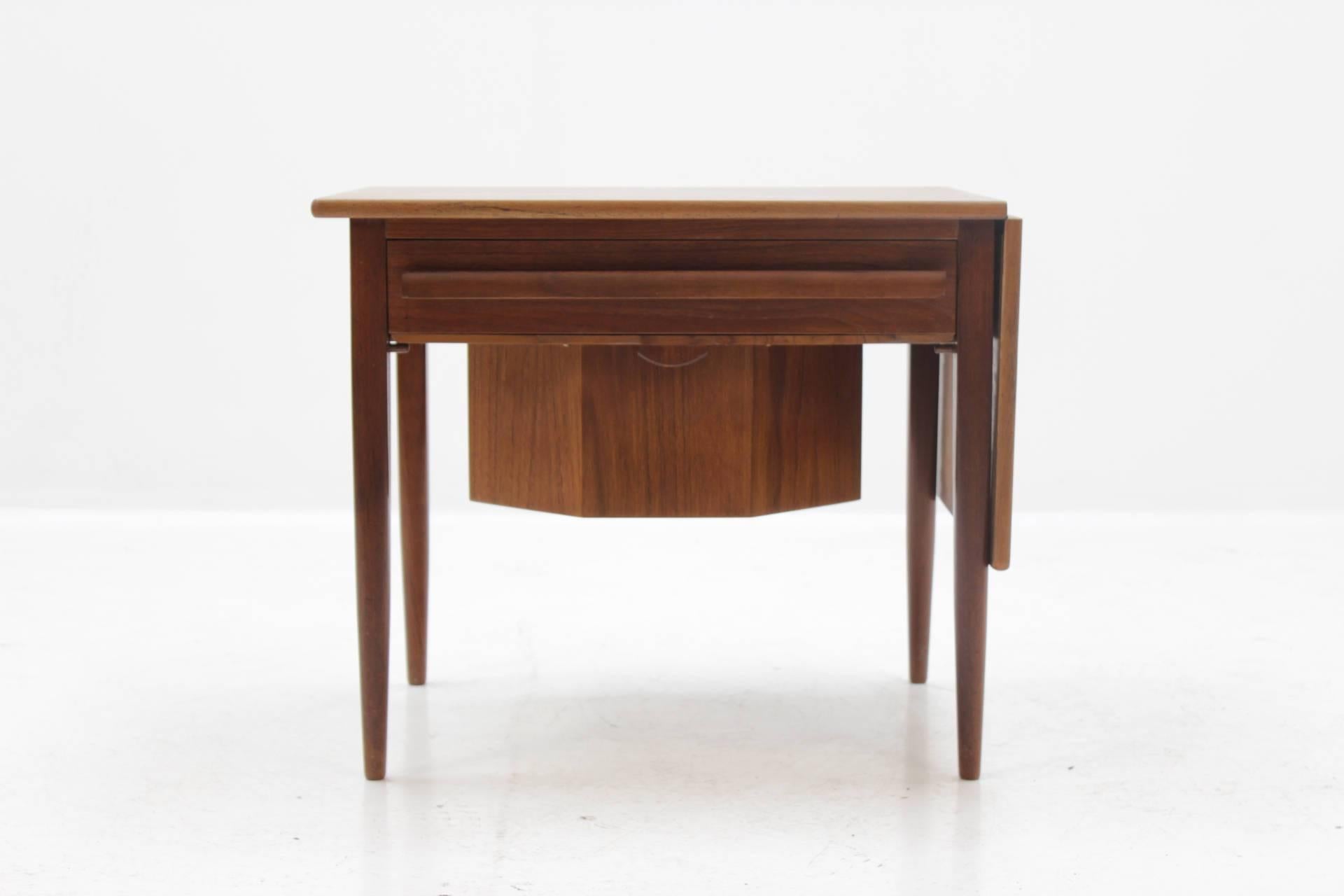 Mid-20th Century 1960s Danish Extendable Teak Sewing Table