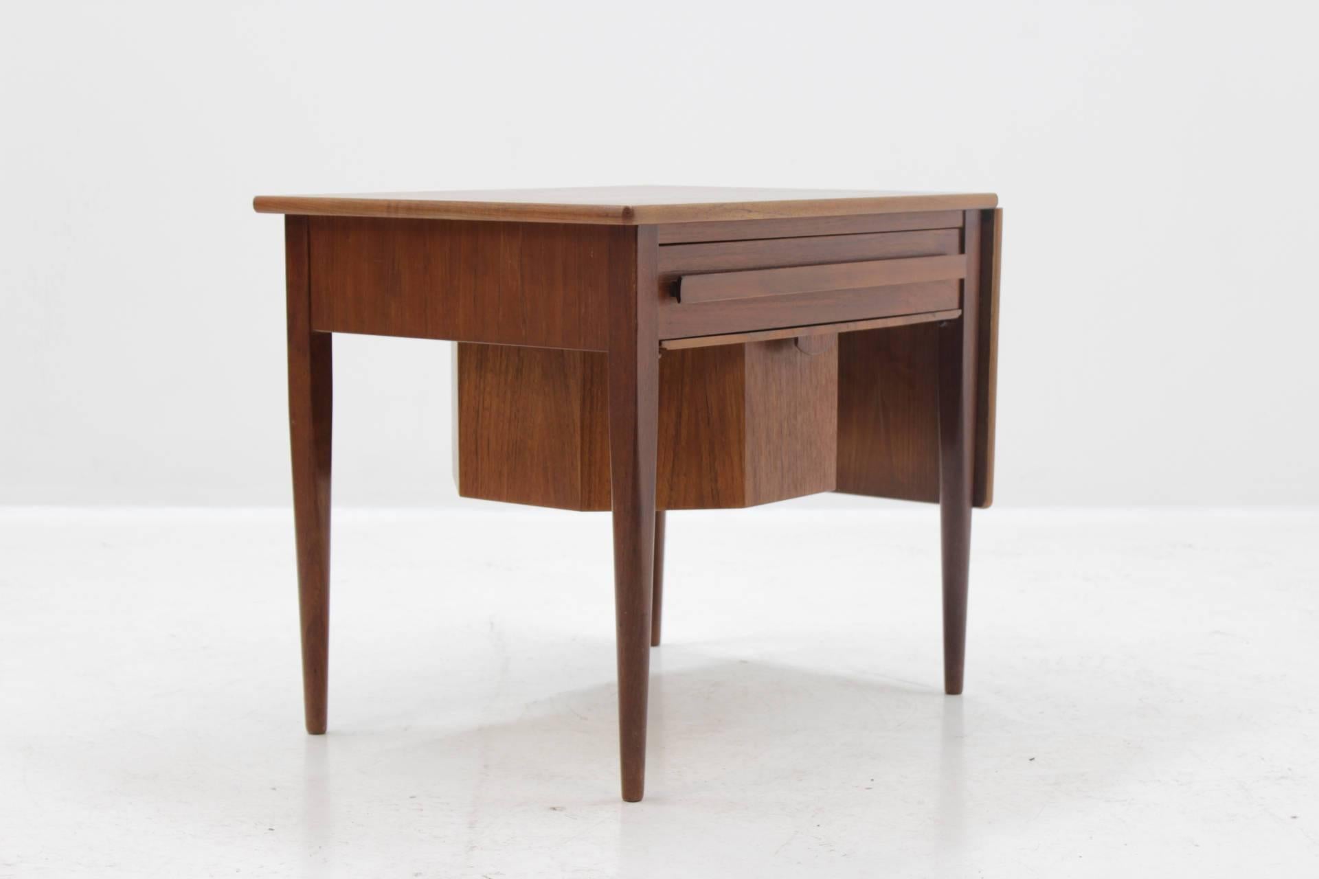 1960s Danish Extendable Teak Sewing Table 1