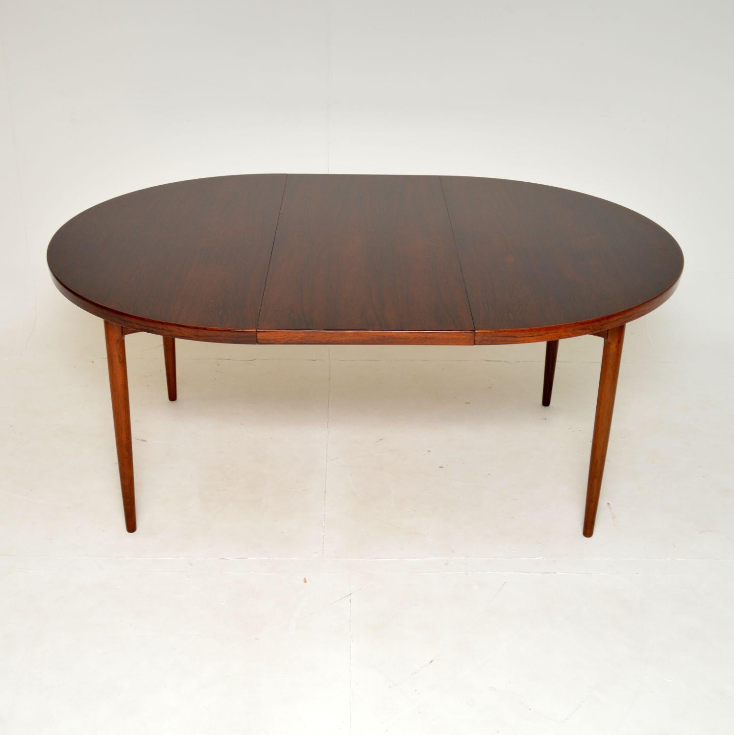 1960's Danish Extending Dining Table In Good Condition In London, GB