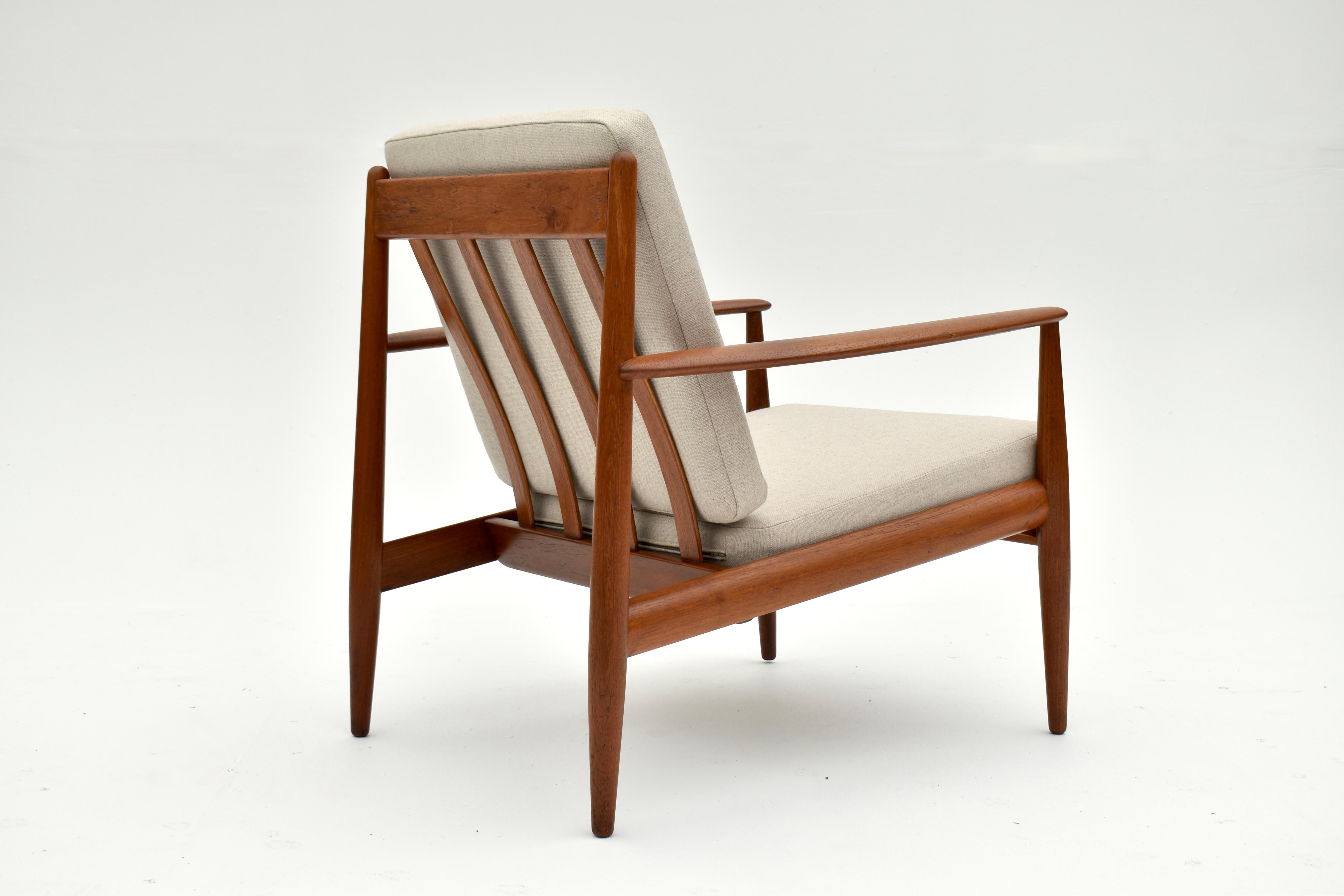 1960s Danish Grete Jalk Model 118 Teak Lounge Chair For France & Son In Good Condition In Shepperton, Surrey