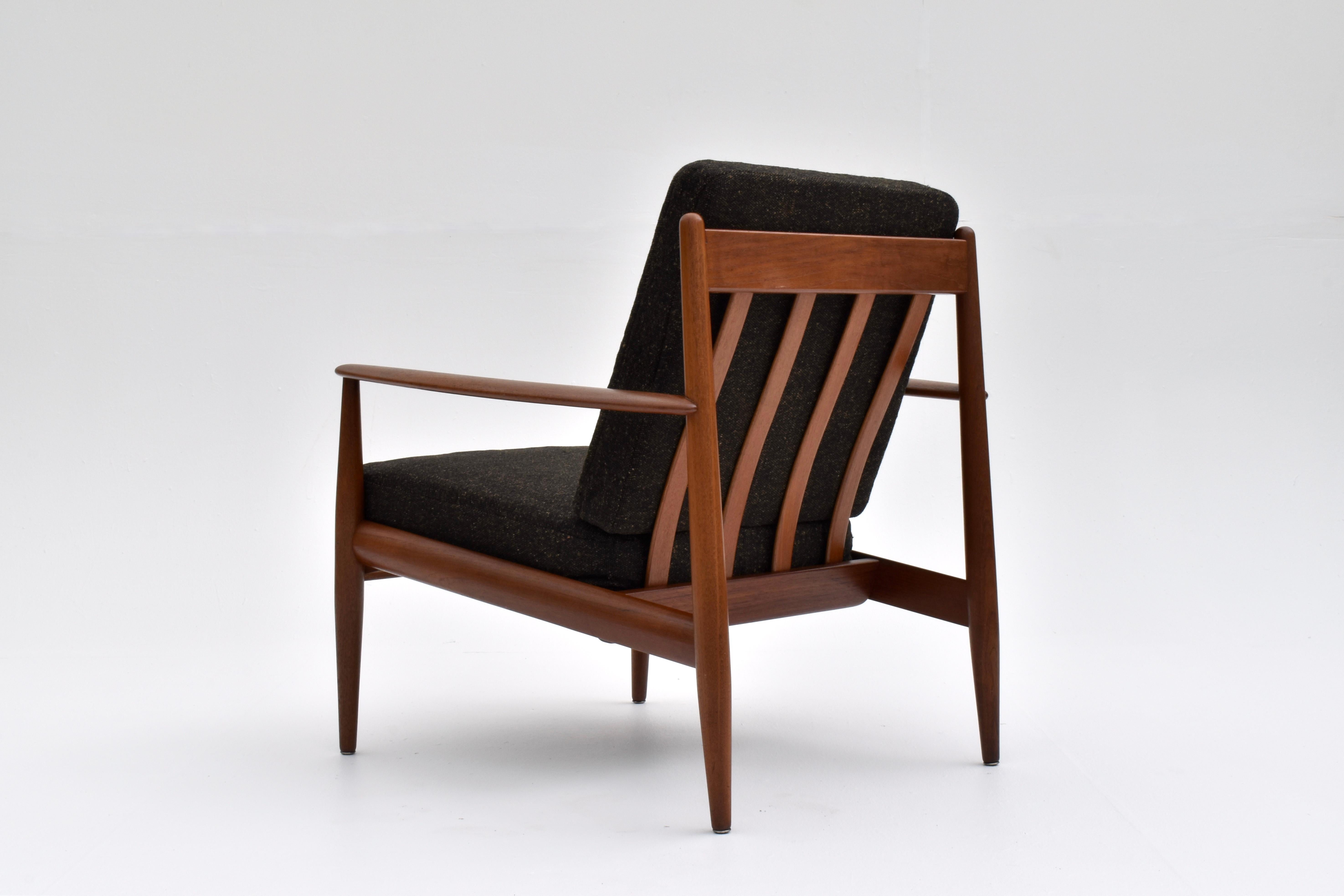 Teck Fauteuil de salon danois Grete Jalk modèle 118 en teck des années 1960 pour France & Son en vente