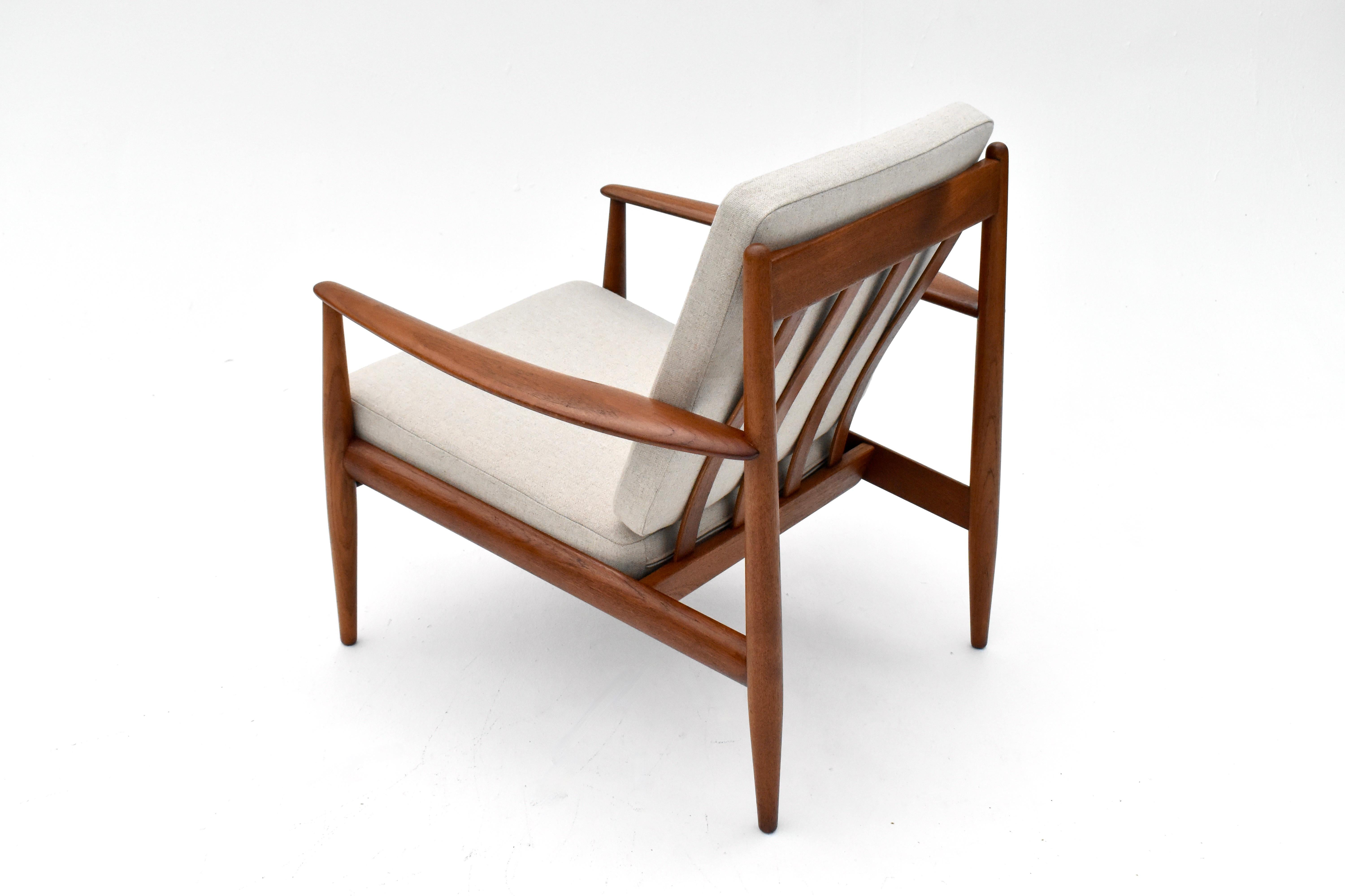 Chaise longue danoise en teck Grete Jalk des années 1960 pour France & Son Bon état - En vente à Shepperton, Surrey