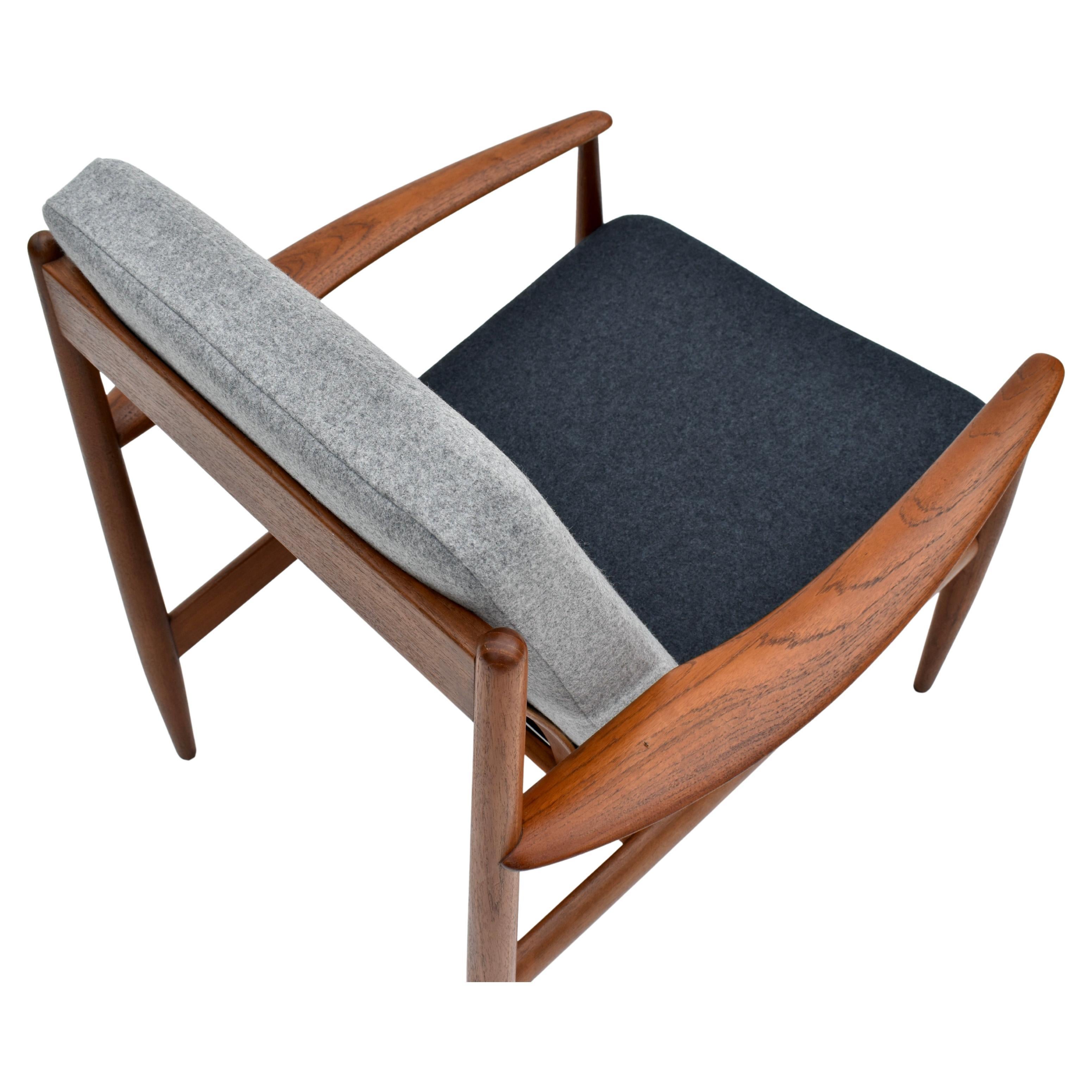 Chaise longue danoise en teck Grete Jalk des années 1960 pour France 
Son