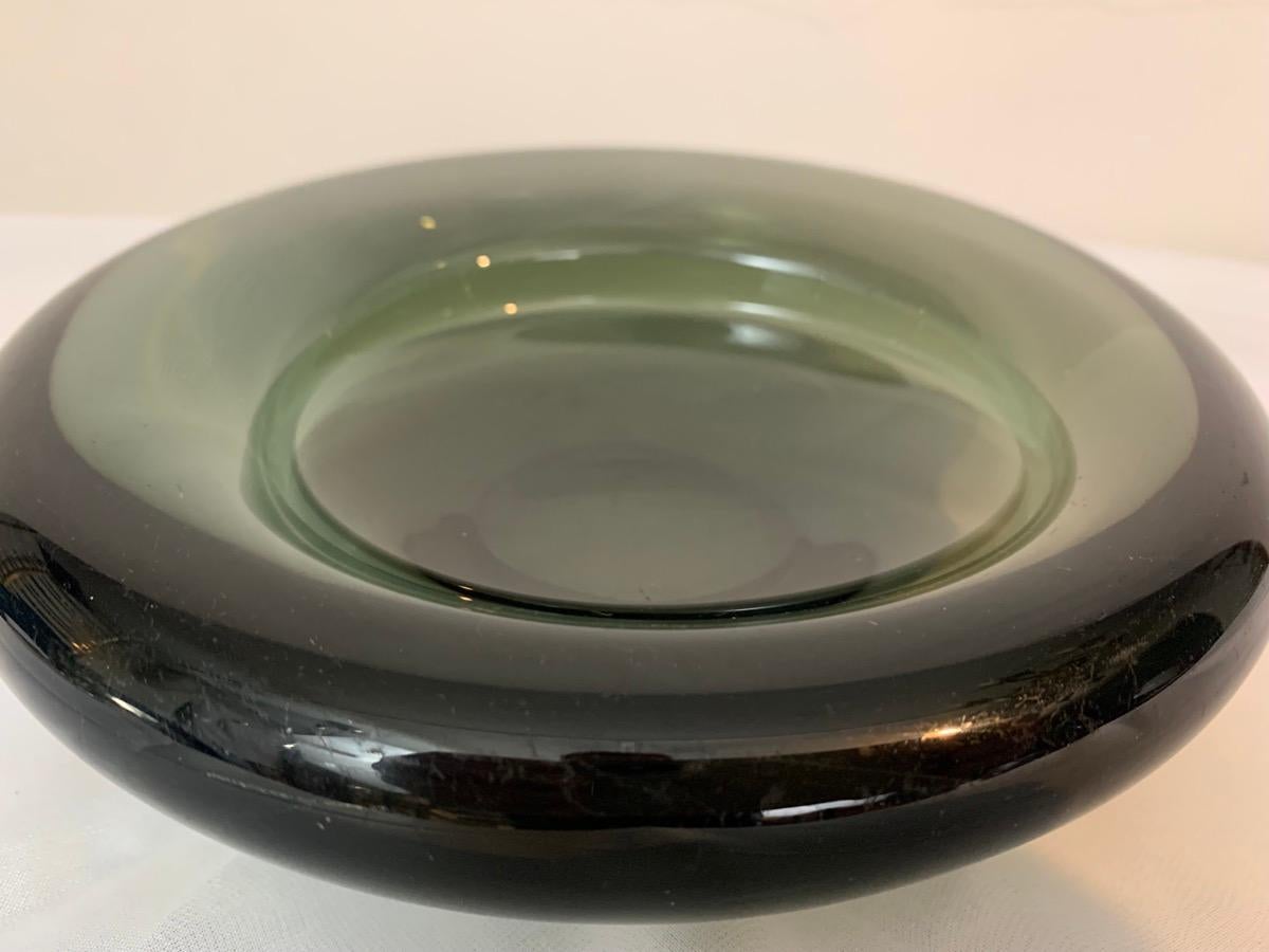1960s Danish Grey Glass Handmade Bowl by Per Lütken for Holmegaard. No 16039 For Sale 5
