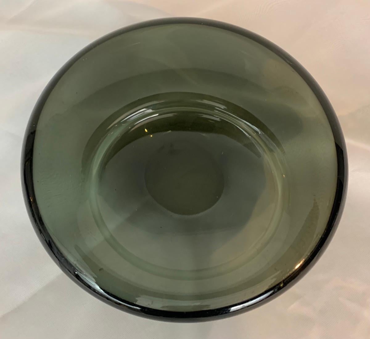 1960s Danish Grey Glass Handmade Bowl by Per Lütken for Holmegaard. No 16039 For Sale 2