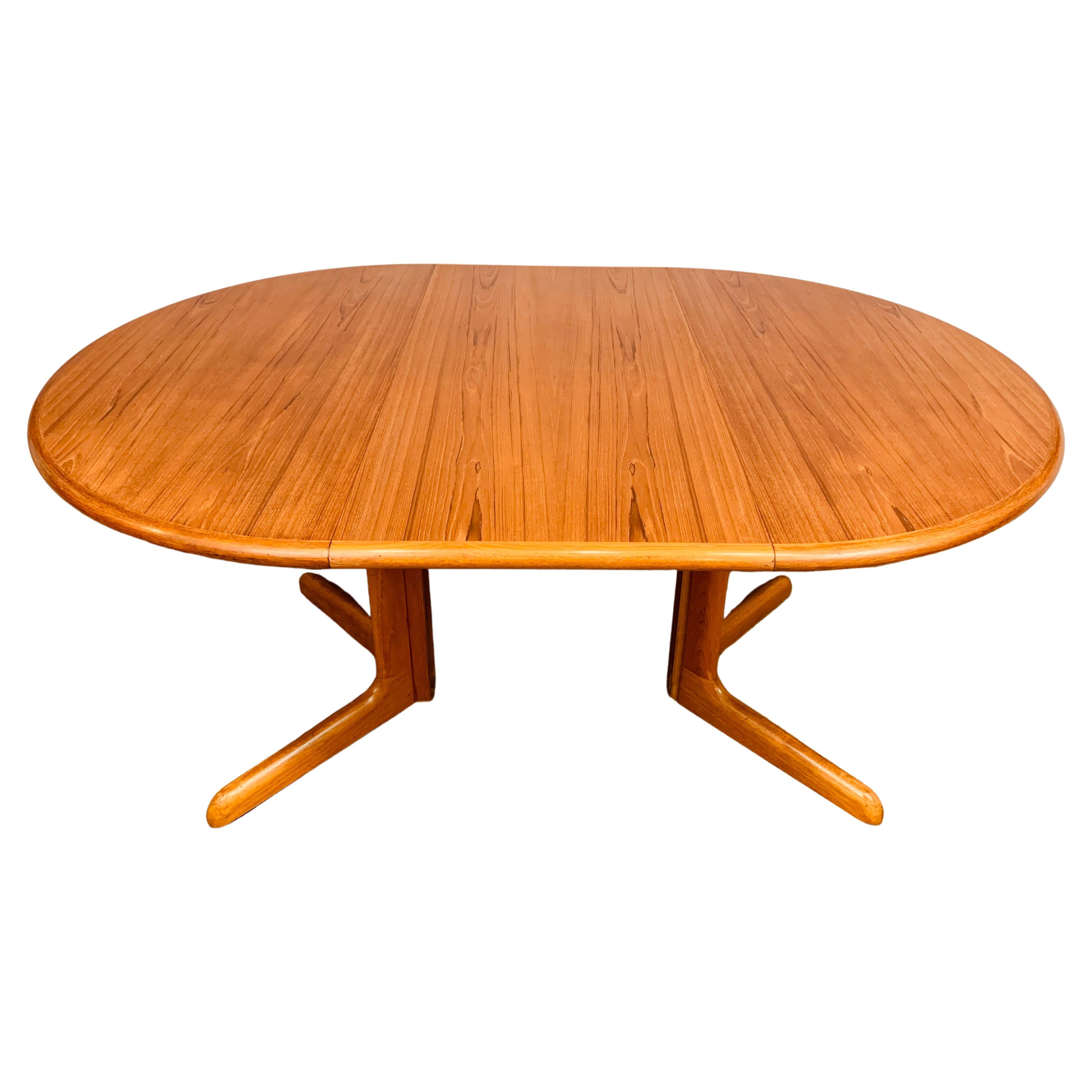 1960s Danish Gudme Møblefabrik Teak Extendable One Leaf Pedestal Dining Table