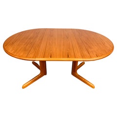 1960s Danish Gudme Møblefabrik Teak Extendable One Leaf Pedestal Dining Table