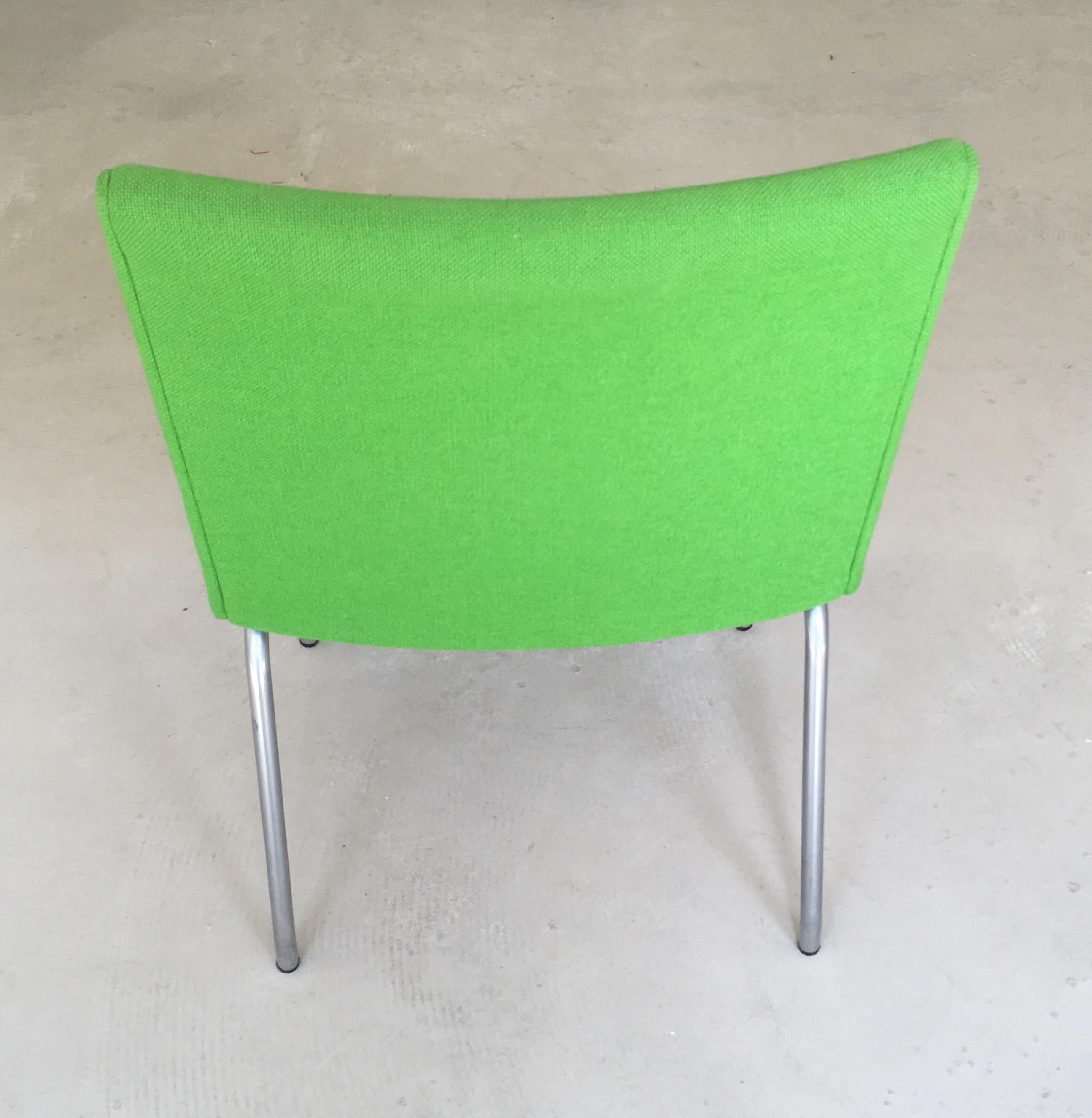 Steel 1960s Danish Hans J. Wegner Airport Chair, Reupholstered in Green Fabric For Sale
