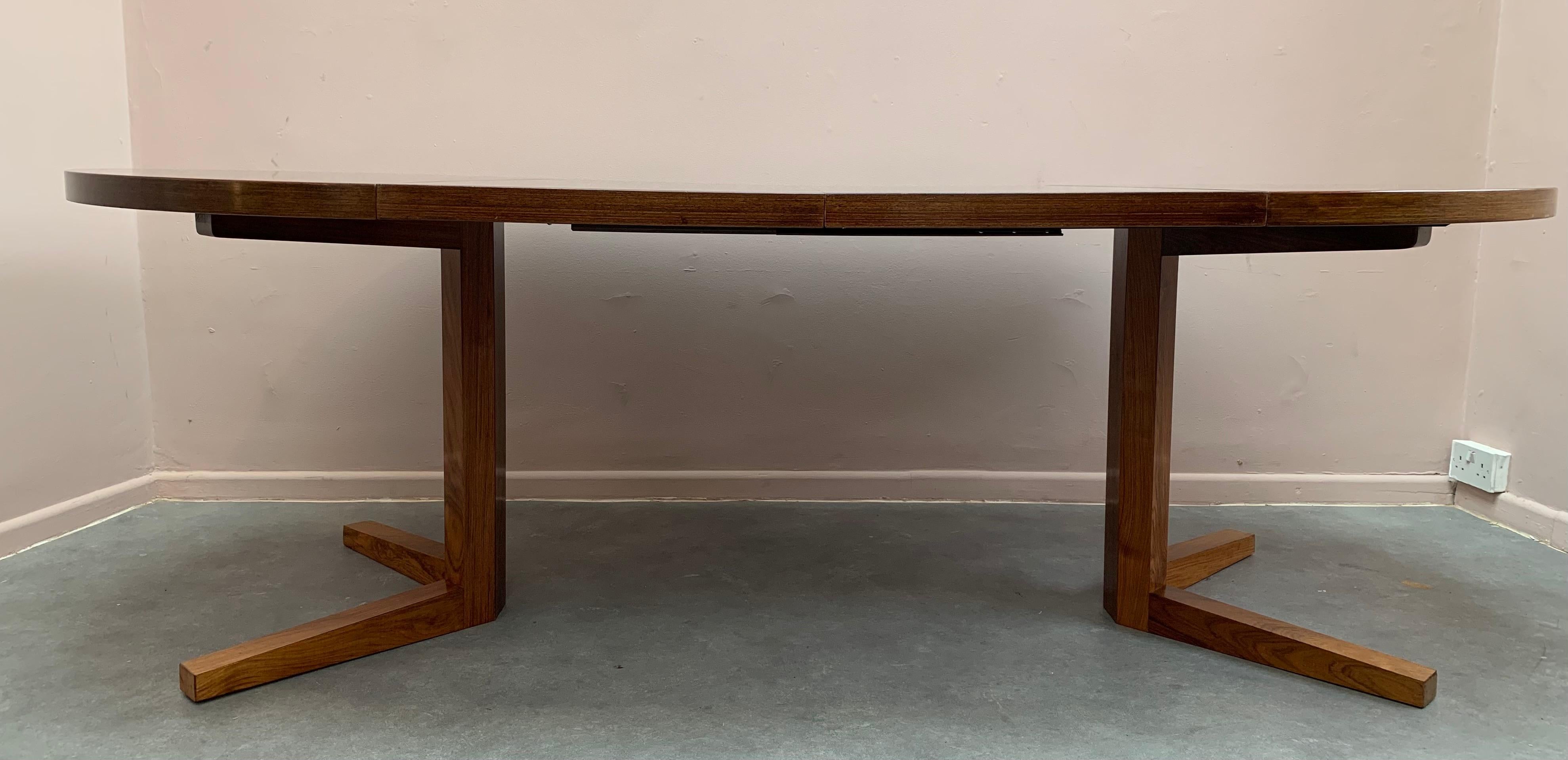 1960s Danish Heltborg Mobler Rosewood Pedestal Dining Table by John Mortensen 8