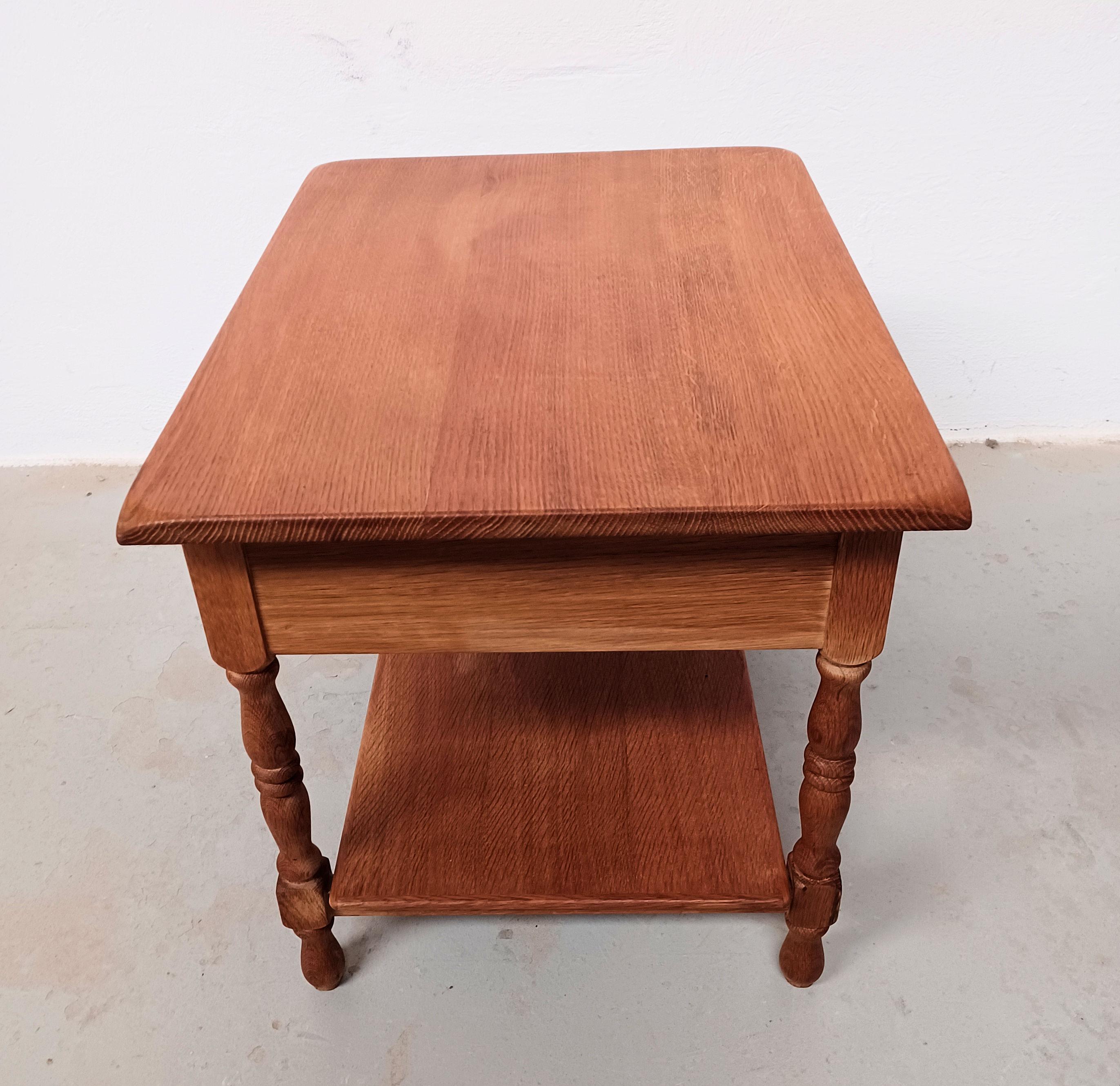 Mesa auxiliar y de costura danesa Henning Kjærnulf de roble de 1960 en venta 5