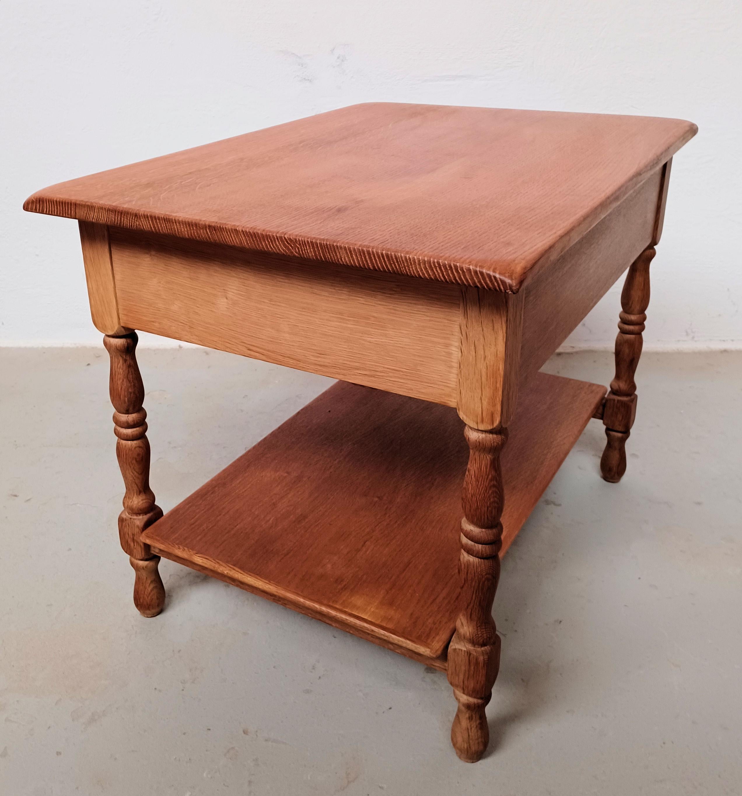 Mesa auxiliar y de costura danesa Henning Kjærnulf de roble de 1960 en venta 2