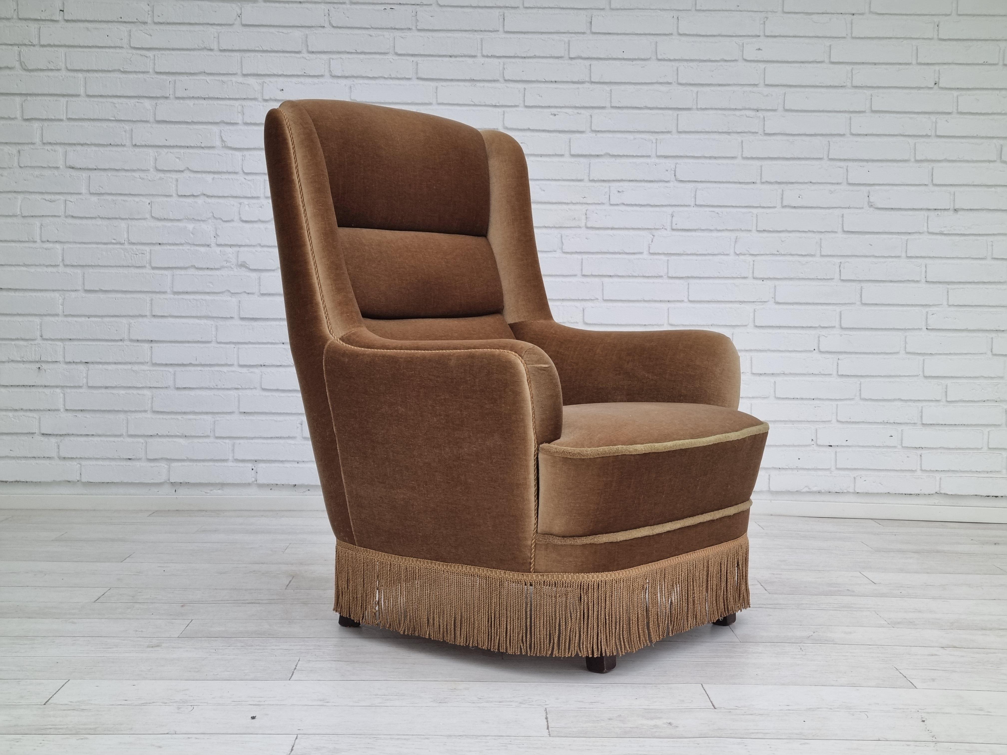 1960s, Danish High Back Armchair, Original Upholstery, Green Velour In Good Condition For Sale In Tarm, 82