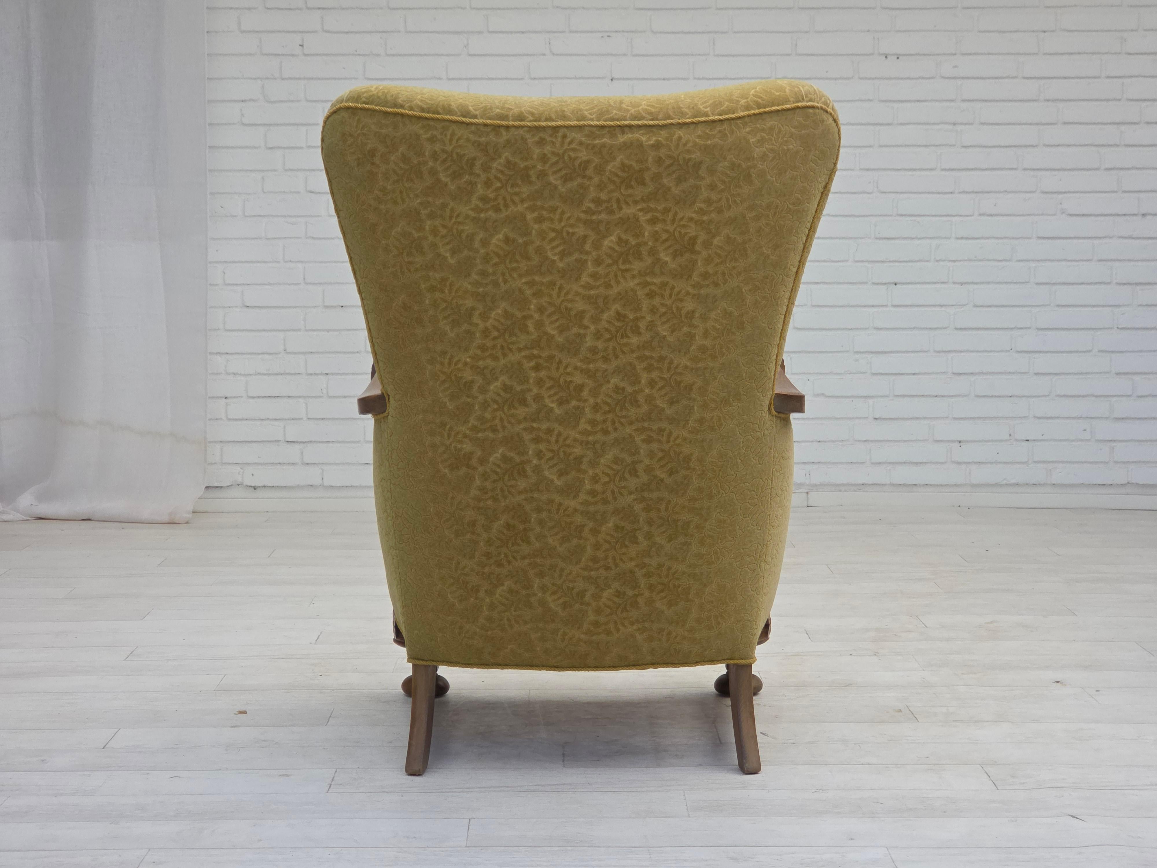 Poltrona a schienale alto Wood Wood degli anni '60, tessuto in cotone/lana, legno massiccio di Oak. in vendita 6