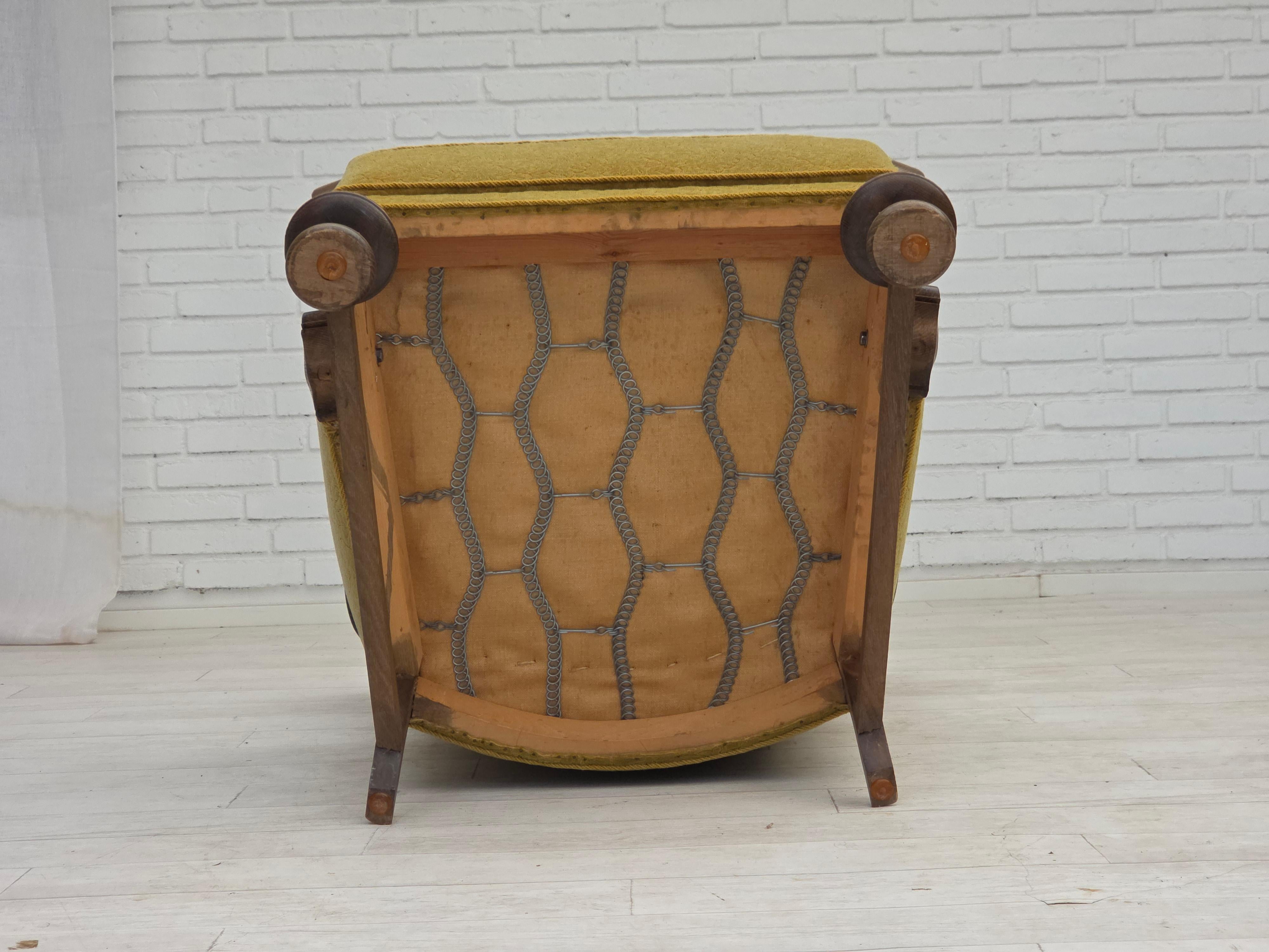 Poltrona a schienale alto Wood Wood degli anni '60, tessuto in cotone/lana, legno massiccio di Oak. in vendita 12