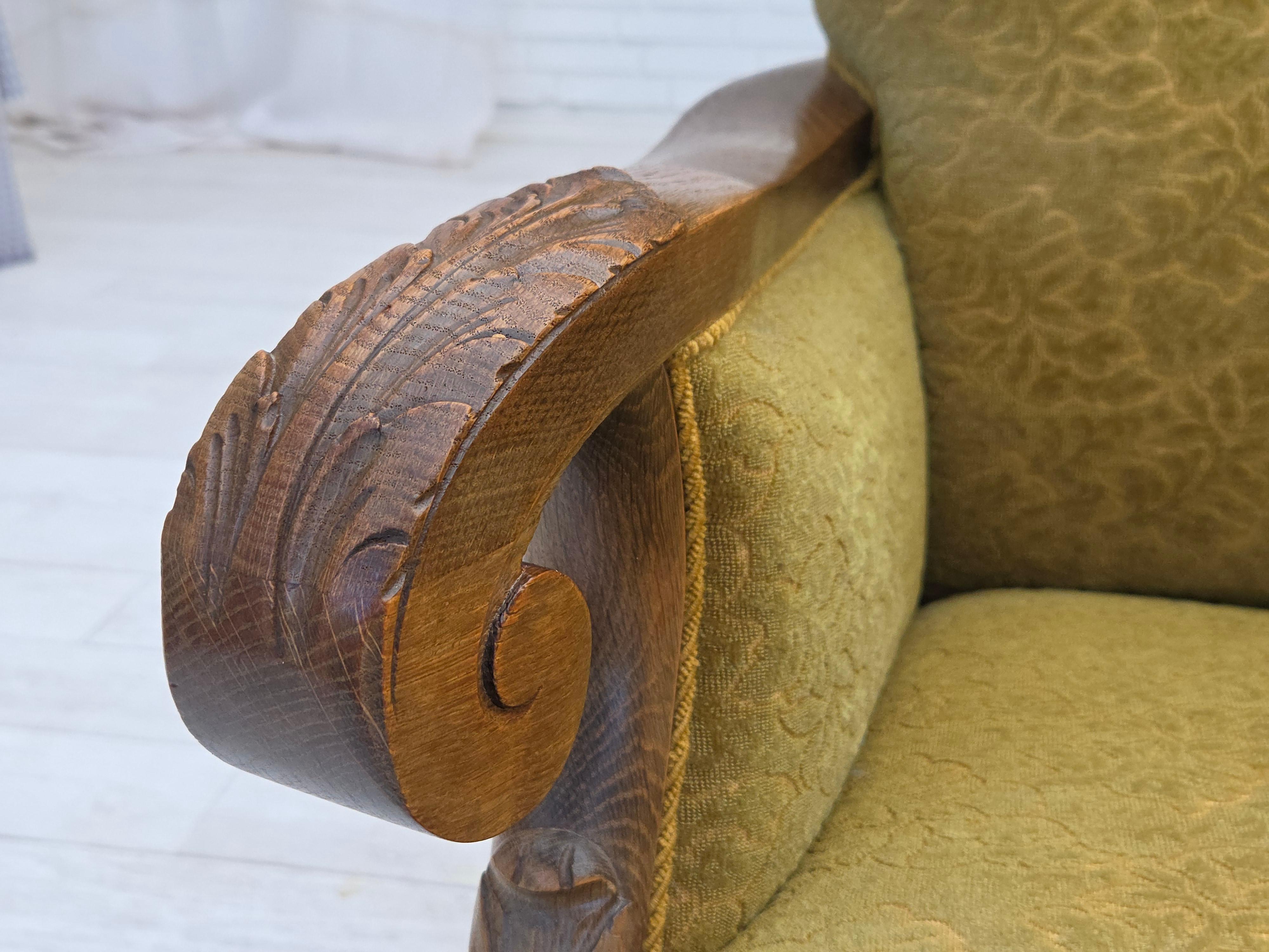Poltrona a schienale alto Wood Wood degli anni '60, tessuto in cotone/lana, legno massiccio di Oak. in vendita 2