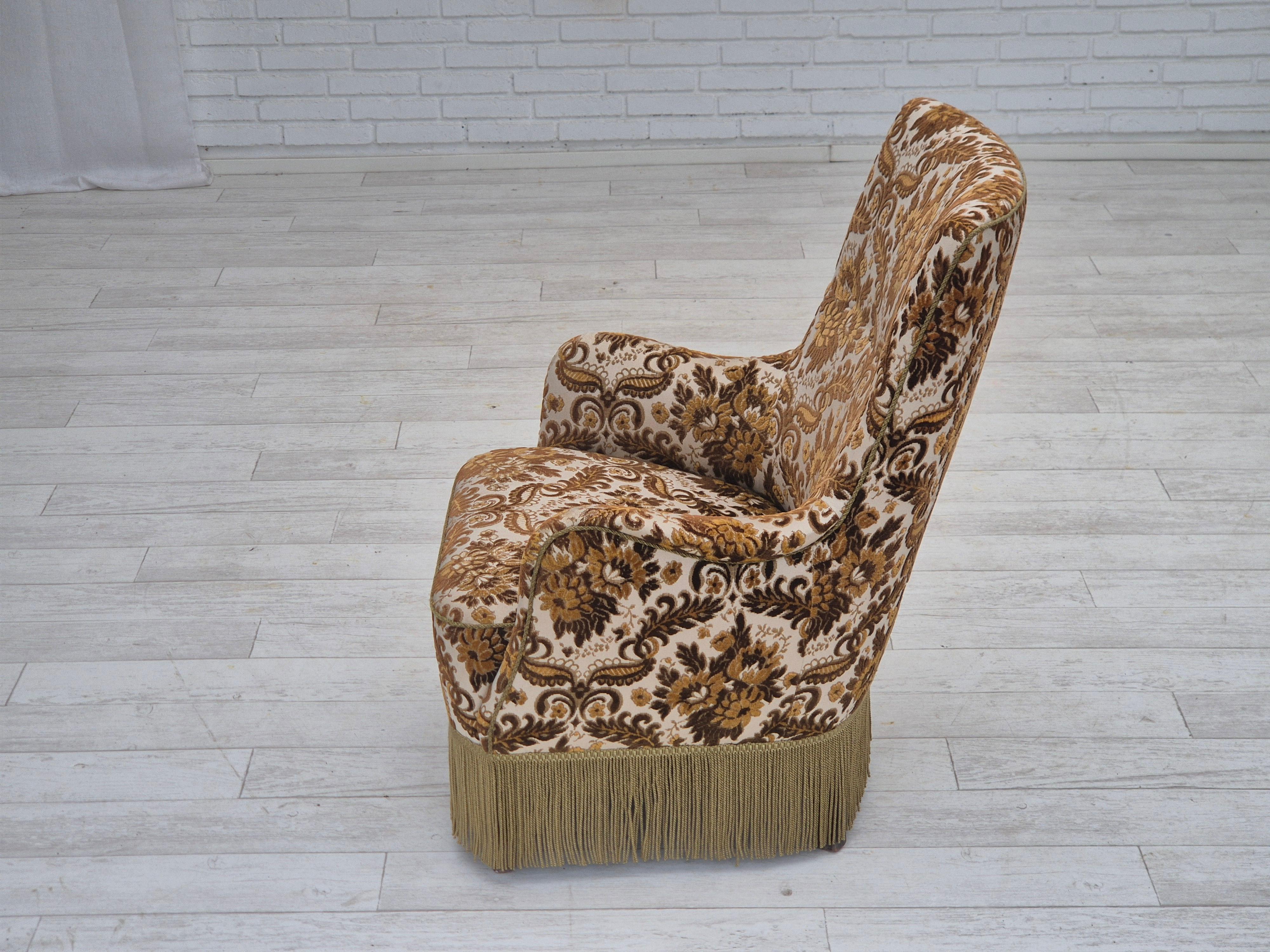 1960er Jahre, dänischer Hochlehner-Sessel, Möbel-Veloursstoff, Eschenholz. im Angebot 2