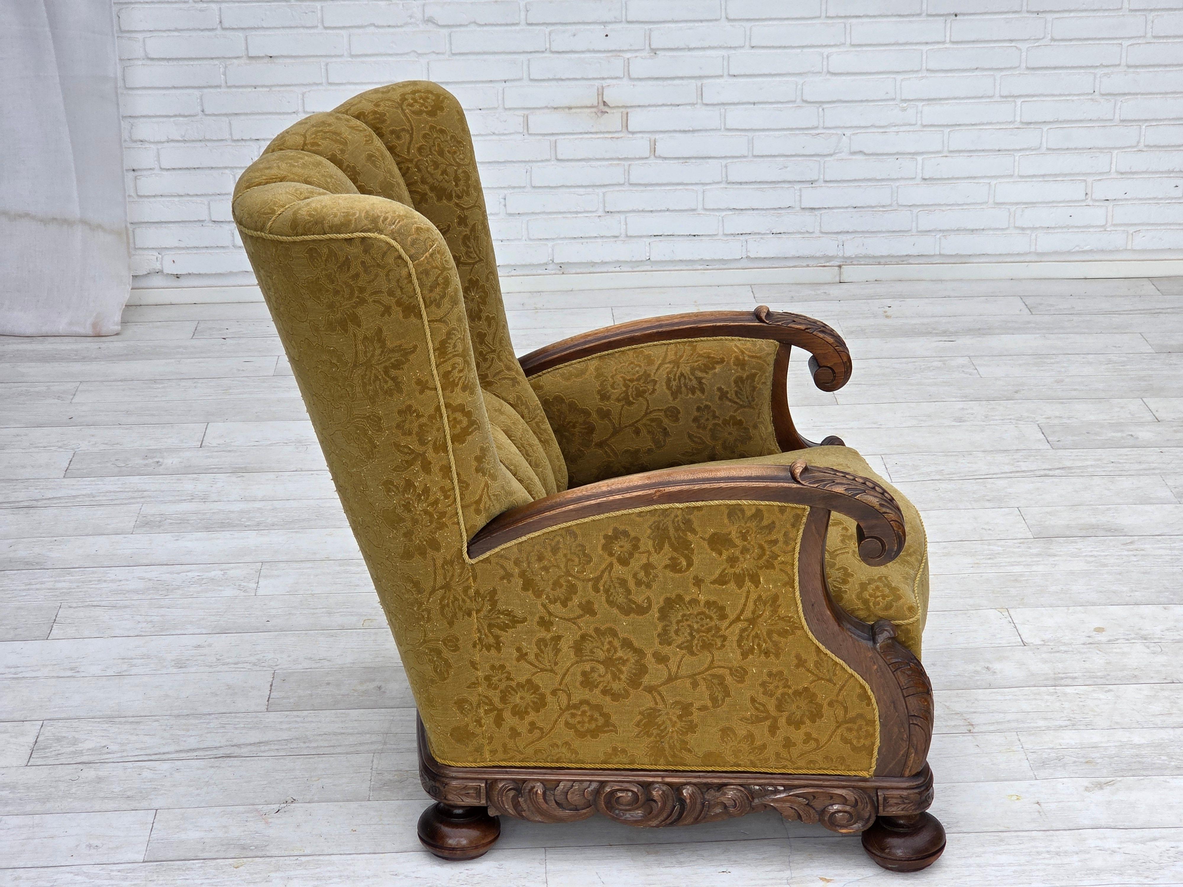 Años 60, sillón danés de respaldo alto, muebles de lana, madera maciza de roble. Lana en venta