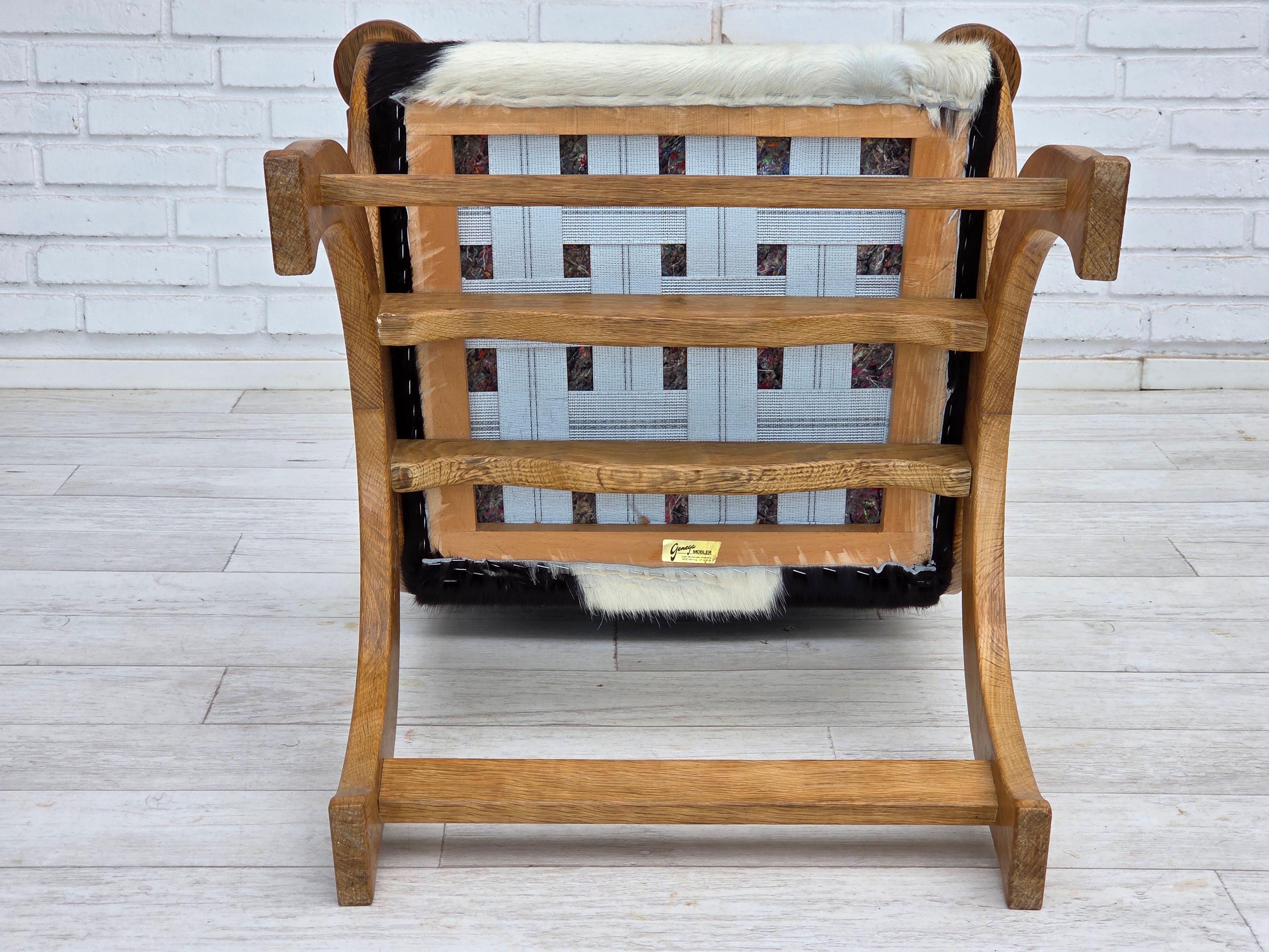 1960s, fauteuil à dossier haut Wood, peau de vache véritable, bois de chêne, reupholstered. en vente 4